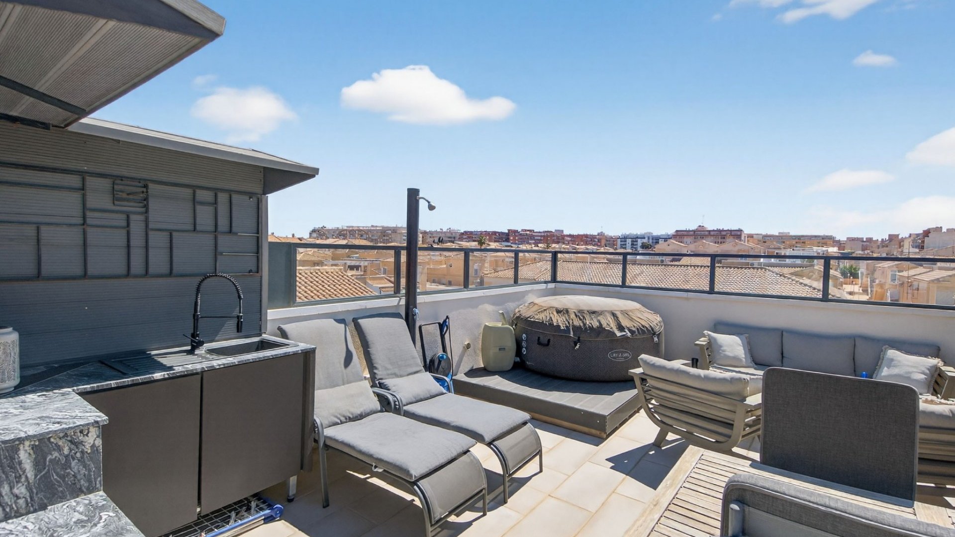 Resale - Apartments -
Torrevieja - Aguas Nuevas
