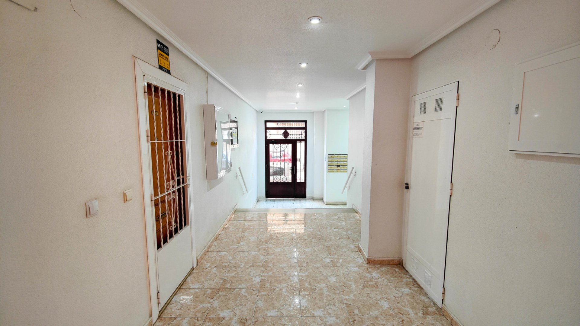 Resale - Apartments -
Torrevieja - Antonio Machado