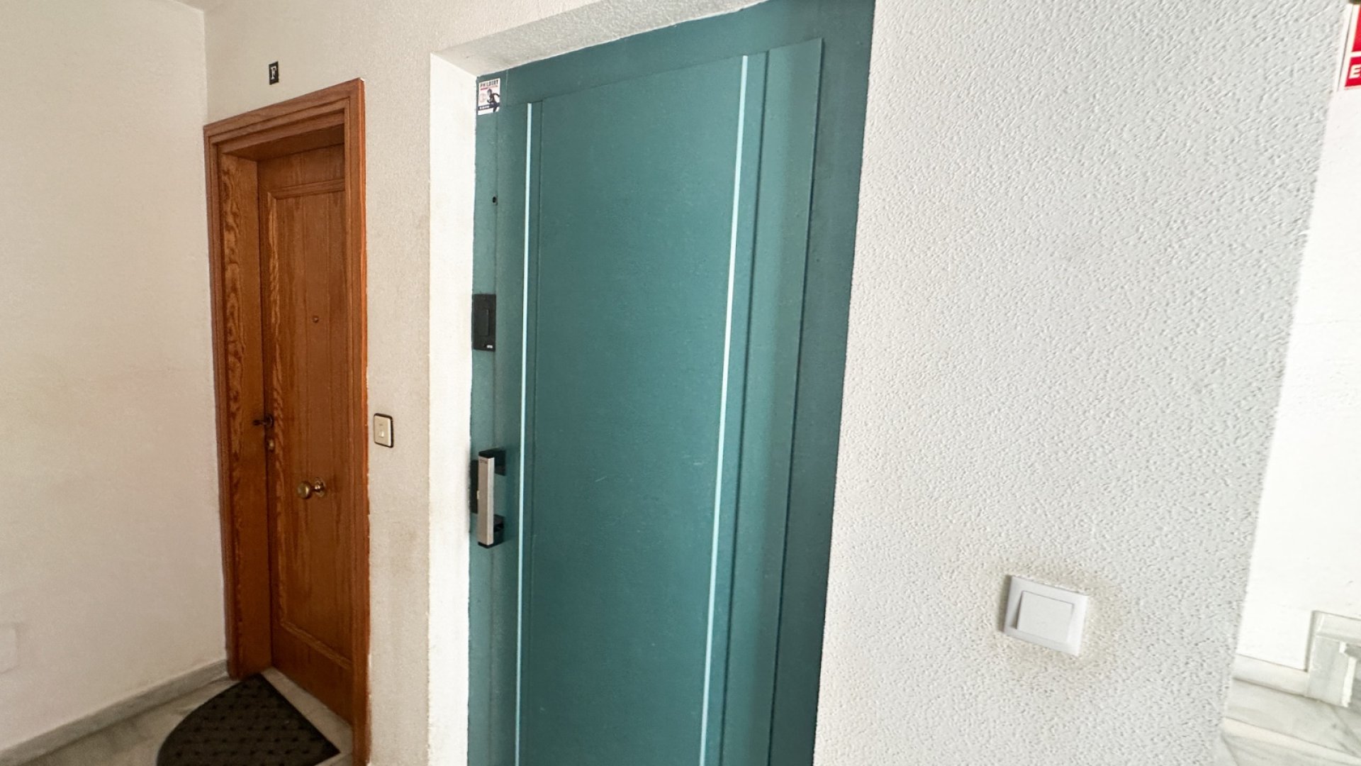 Resale - Apartments -
Torrevieja - Center