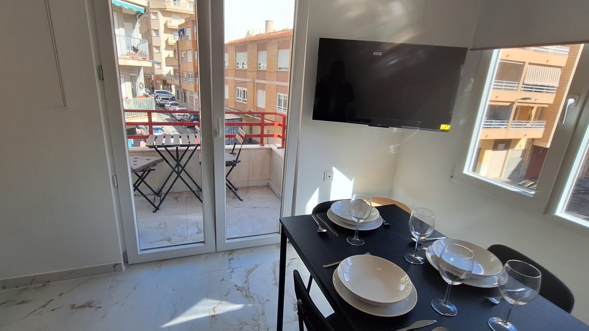 Resale - Apartments -
Torrevieja - Center