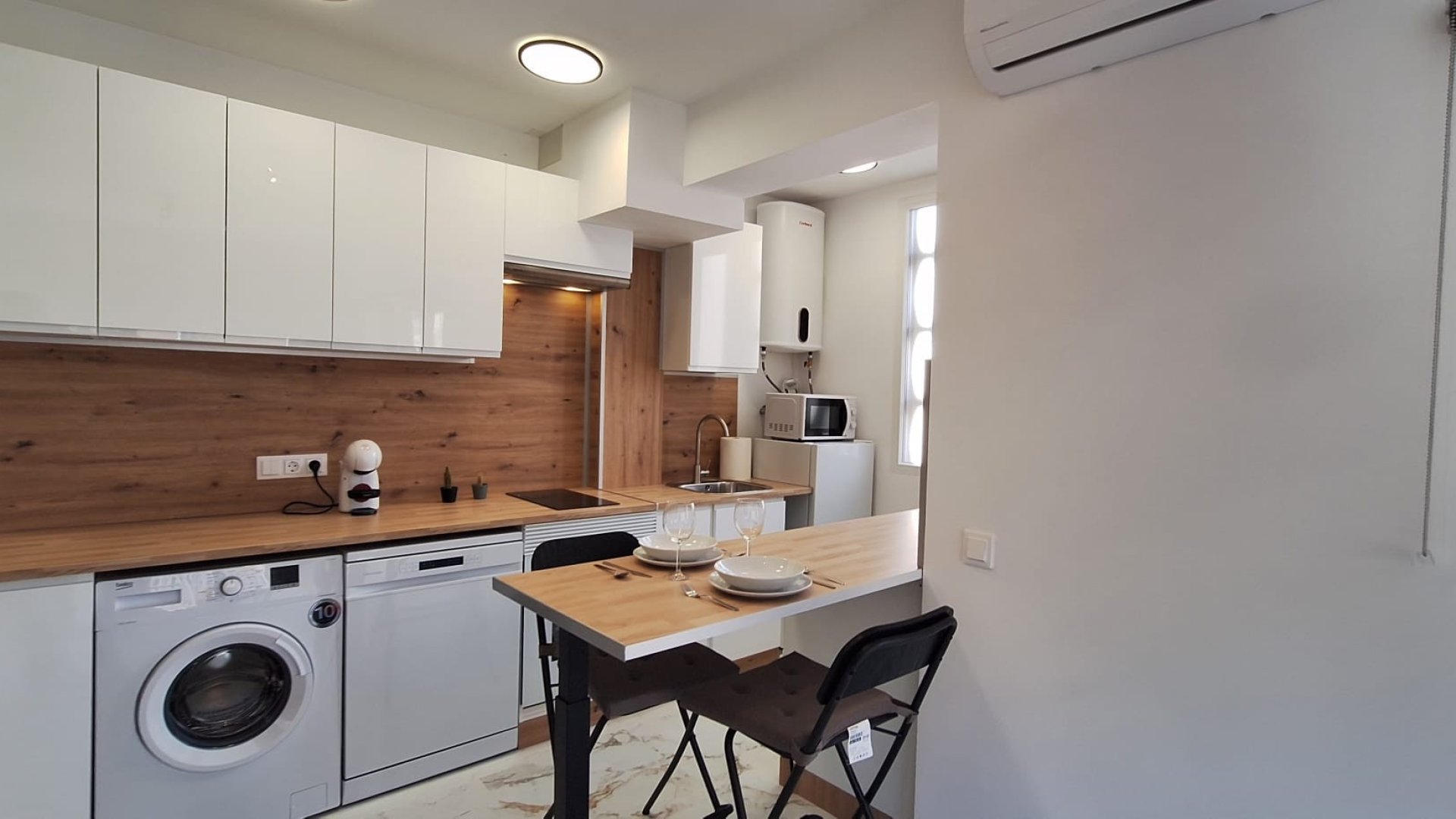 Resale - Apartments -
Torrevieja - Center