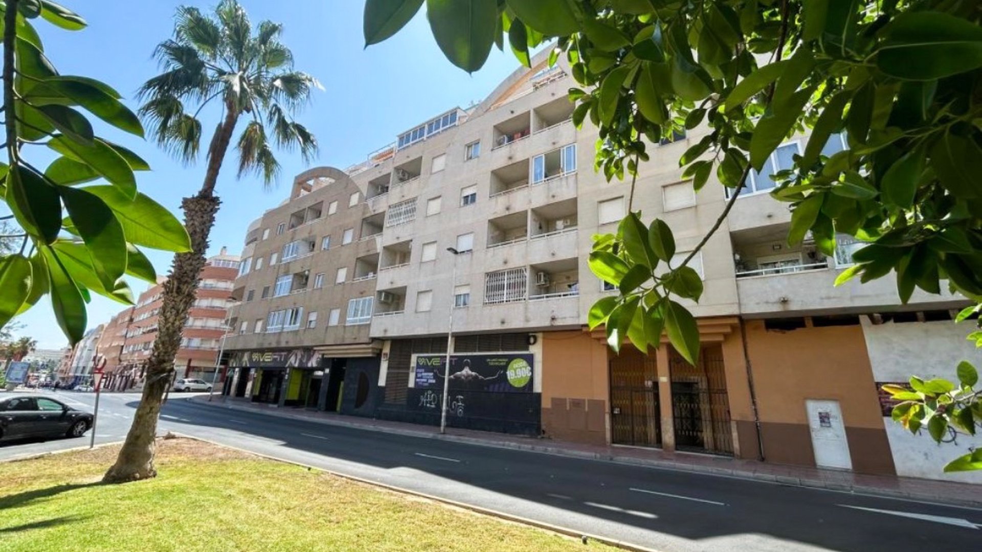 Resale - Apartments -
Torrevieja - Center