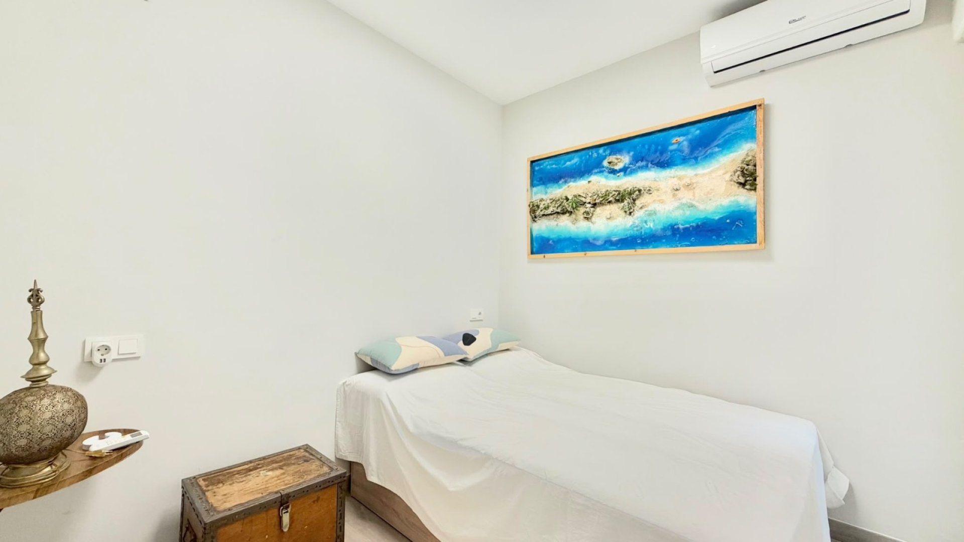 Resale - Apartments -
Torrevieja - Center