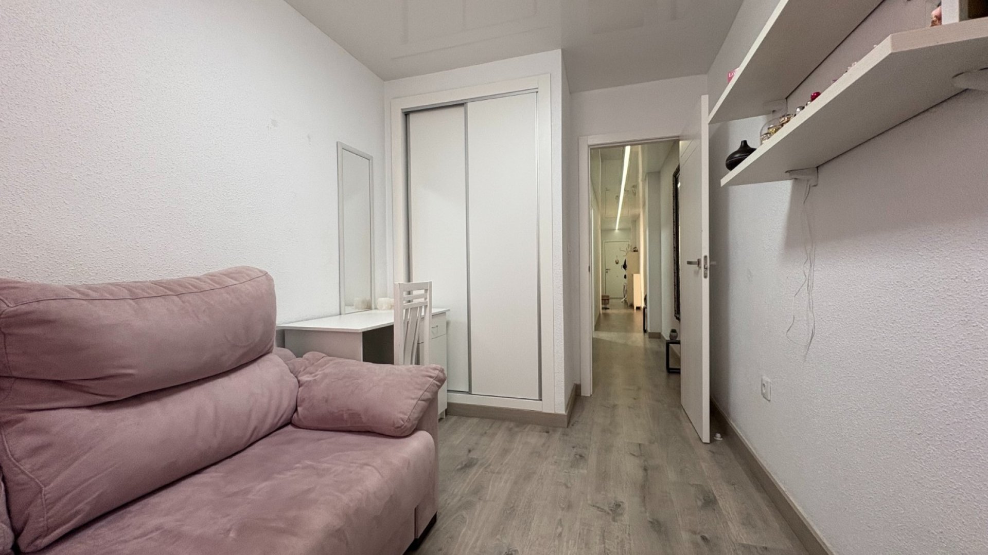 Resale - Apartments -
Torrevieja - Center