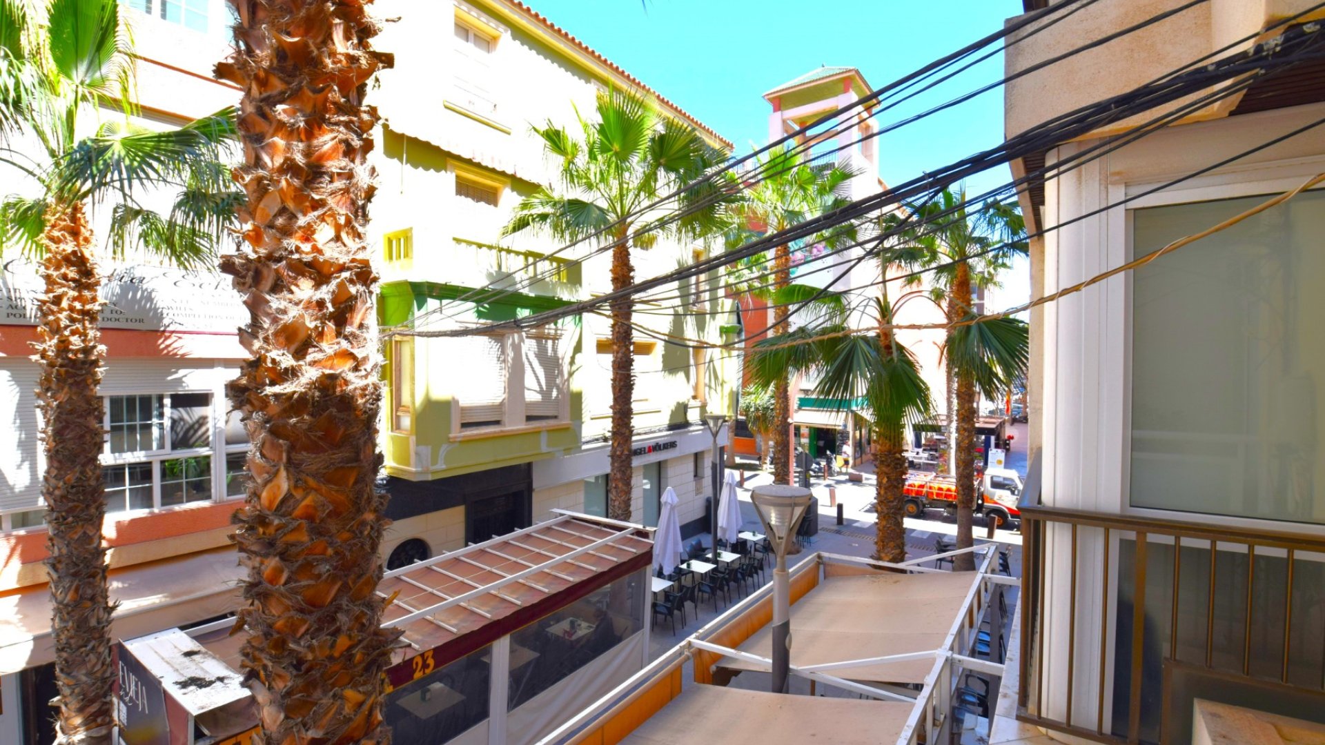 Resale - Apartments -
Torrevieja - Center