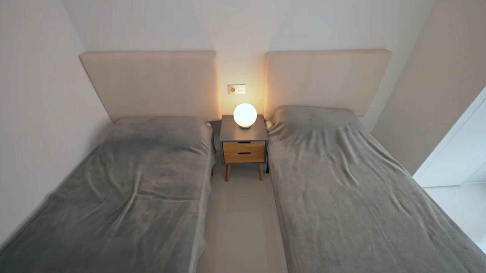 Resale - Apartments -
Torrevieja - Centro