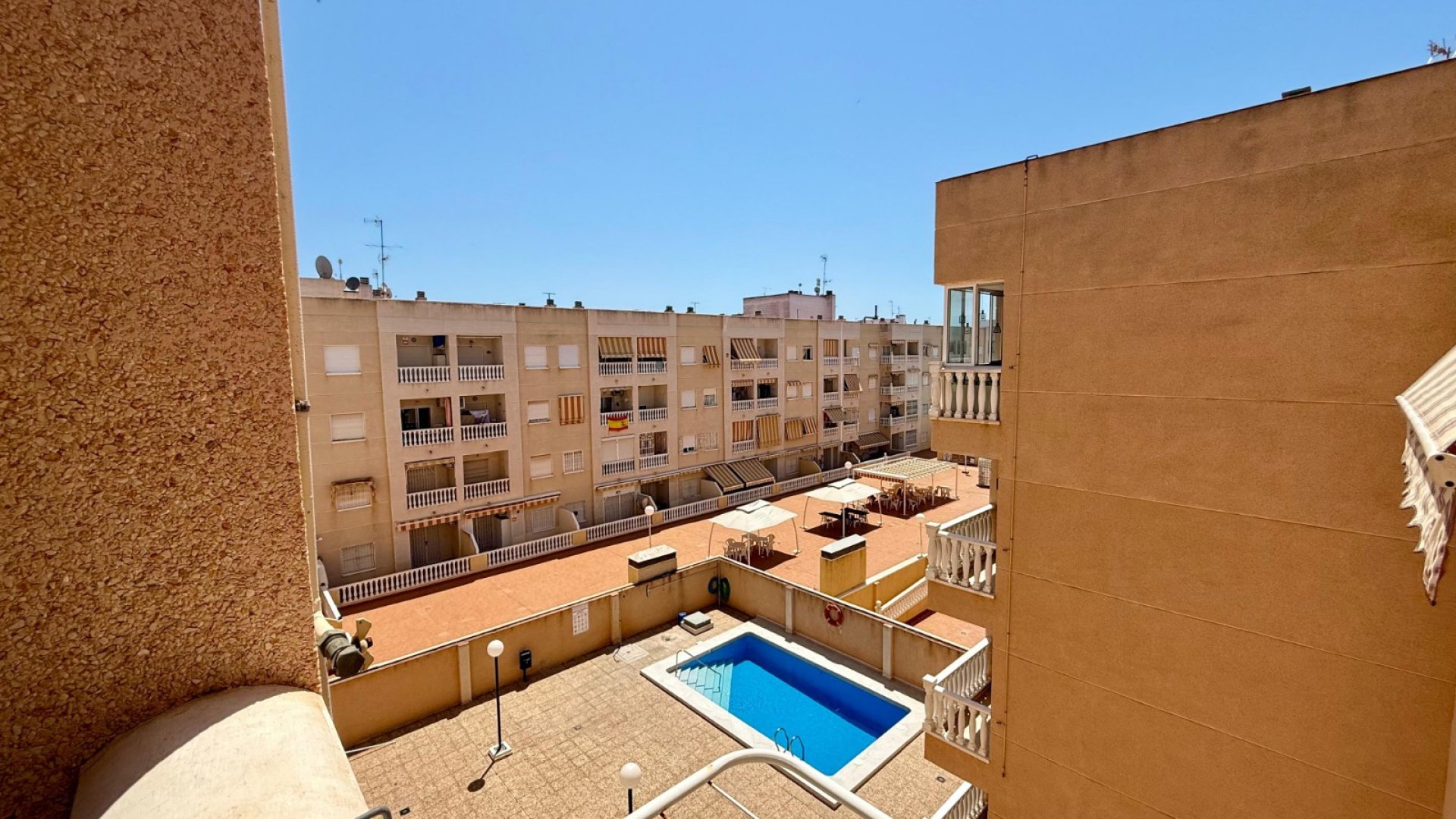 Resale - Apartments -
Torrevieja - Centro