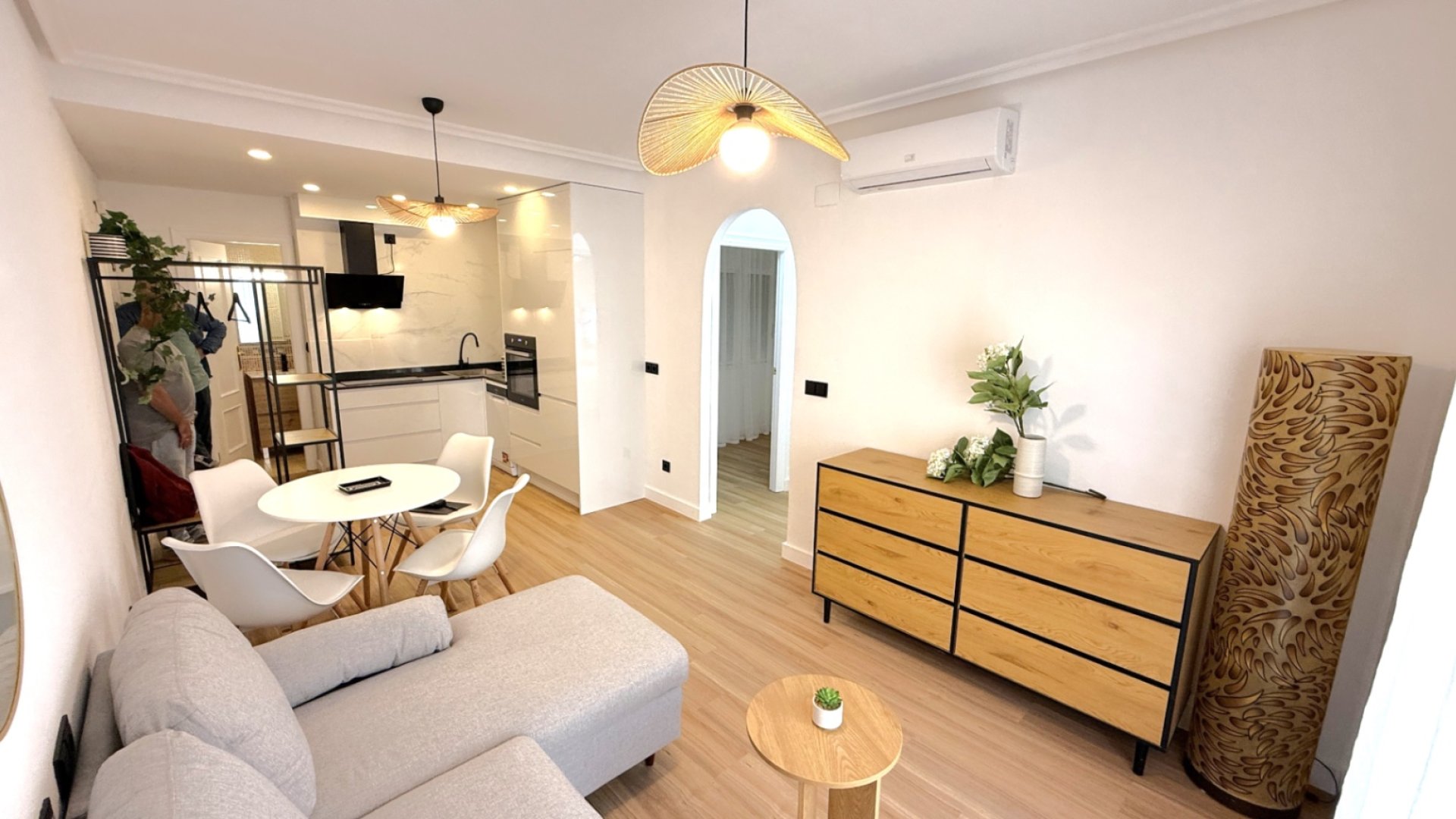 Resale - Apartments -
Torrevieja - Costa Blanca