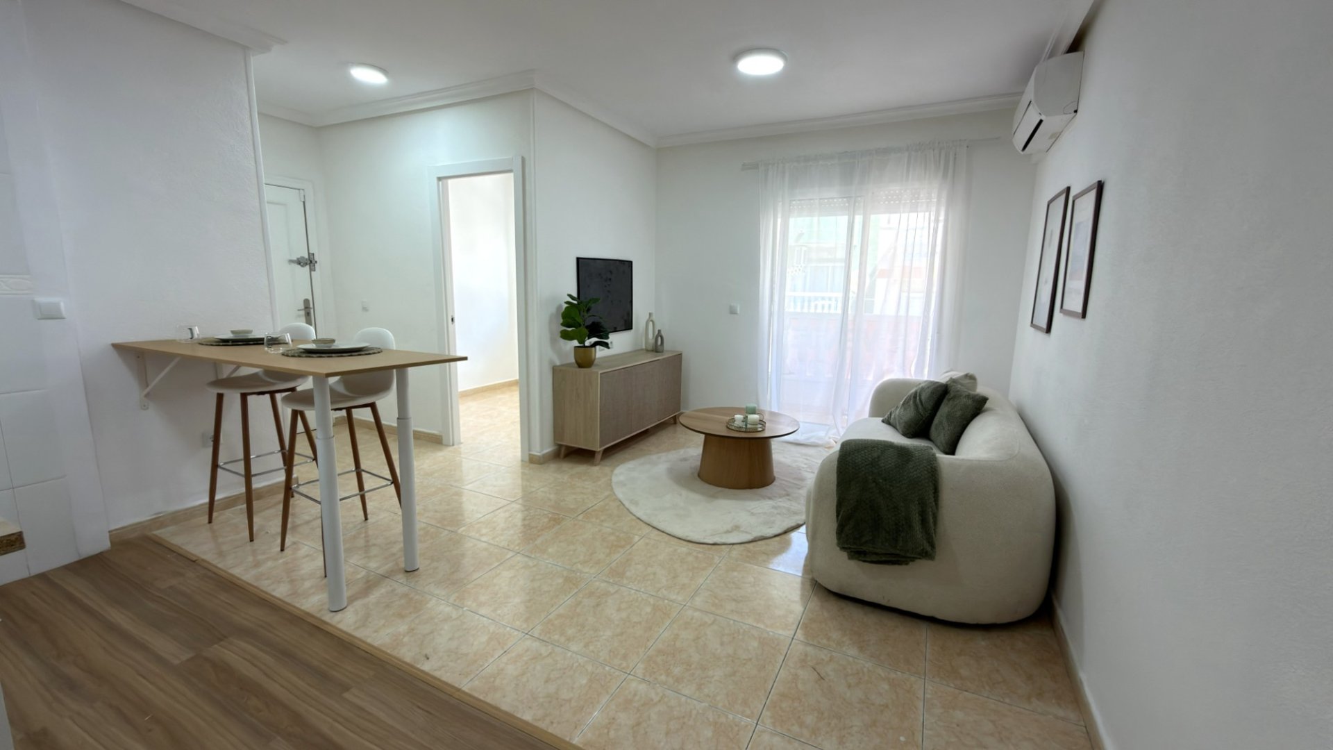Resale - Apartments -
Torrevieja - Curva del Palangre