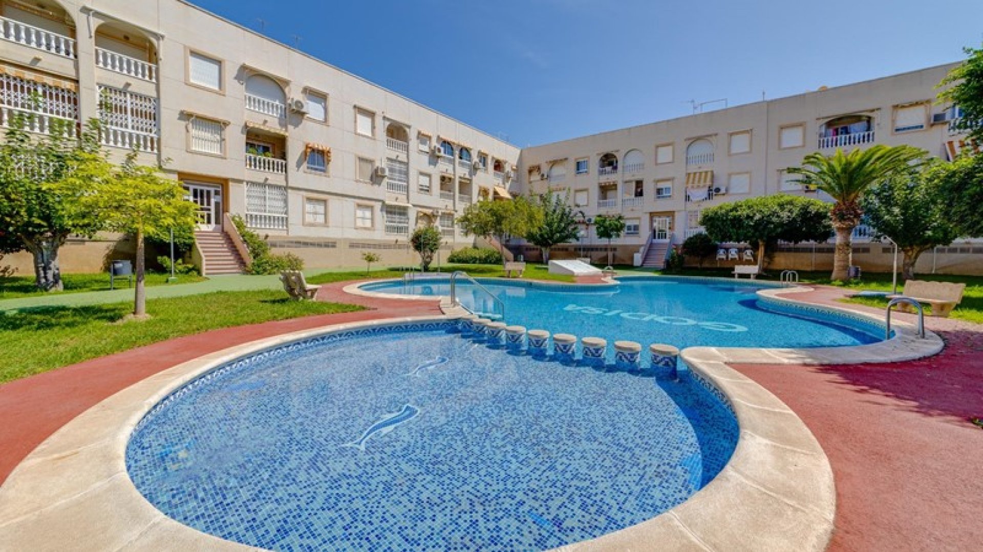 Resale - Apartments -
Torrevieja - El Acequión - Los Náufragos
