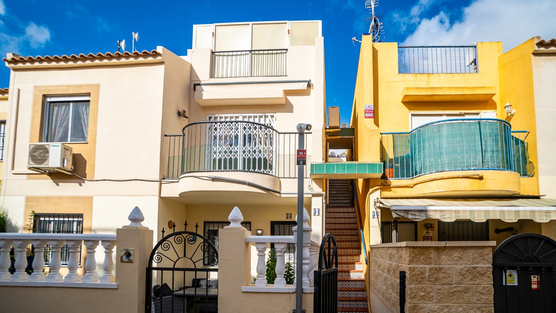 Resale - Apartments -
Torrevieja - El Chaparral