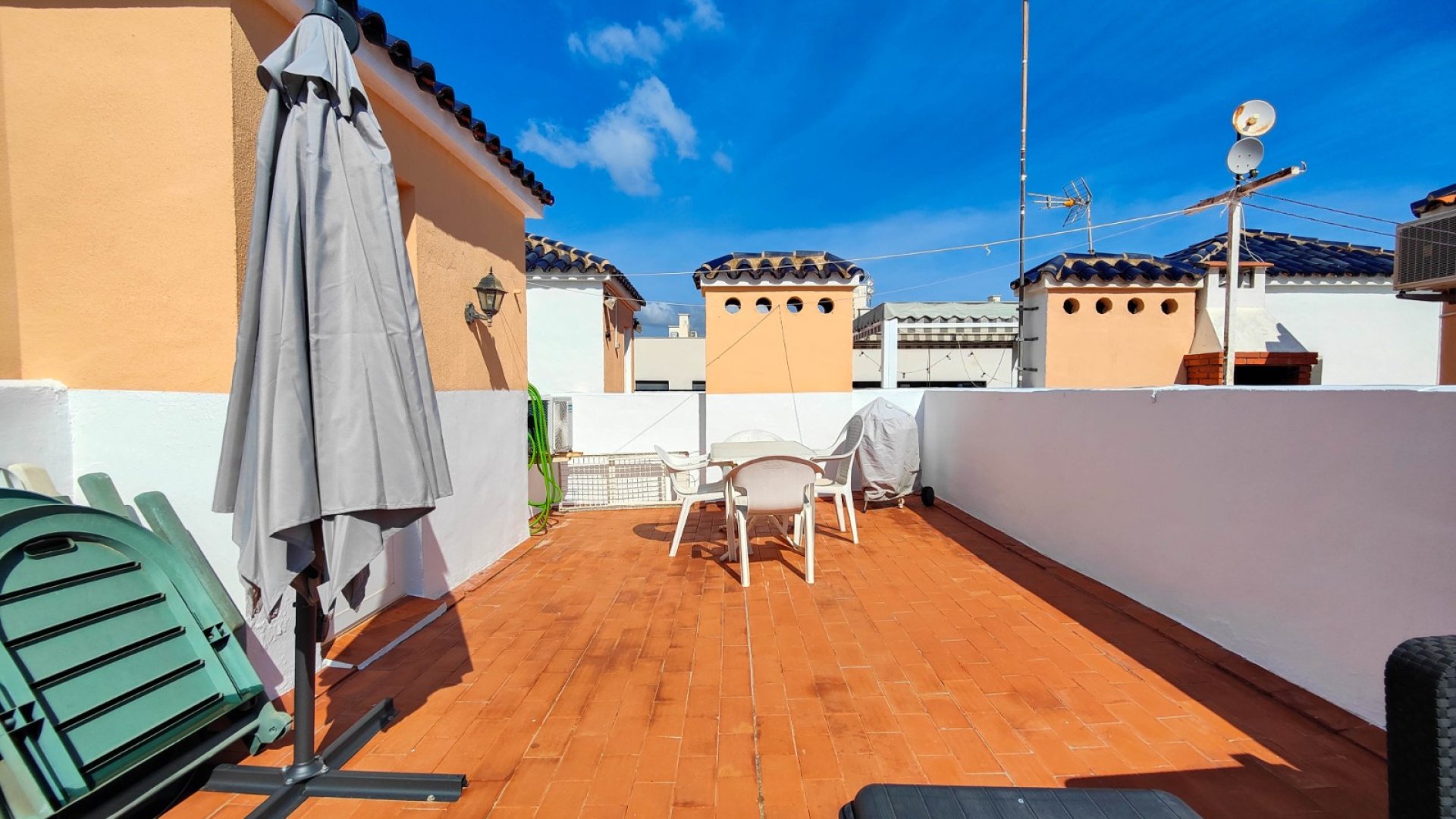 Resale - Apartments -
Torrevieja - La Mata