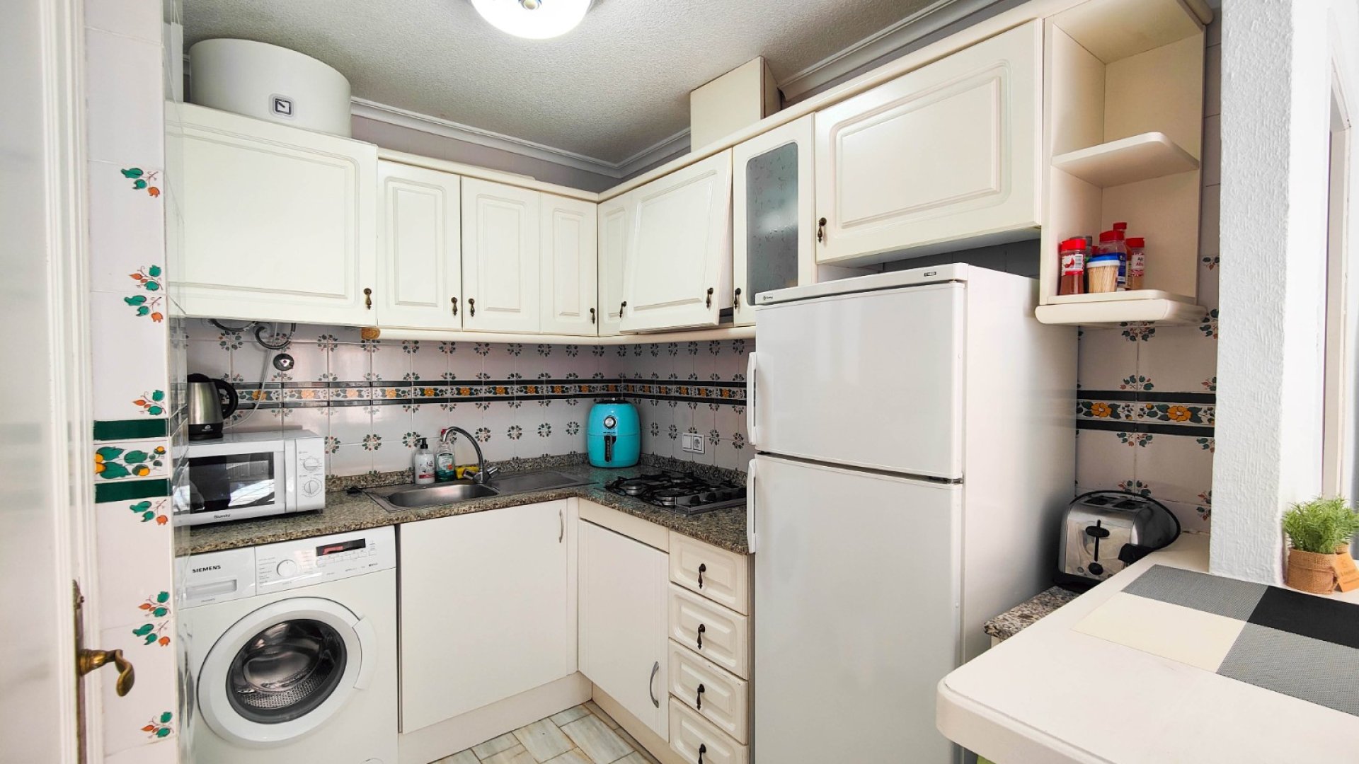 Resale - Apartments -
Torrevieja - La Mata