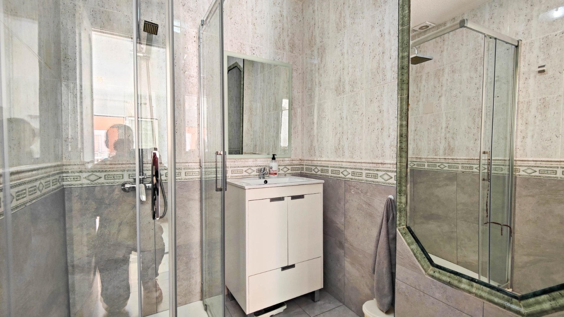 Resale - Apartments -
Torrevieja - La Mata