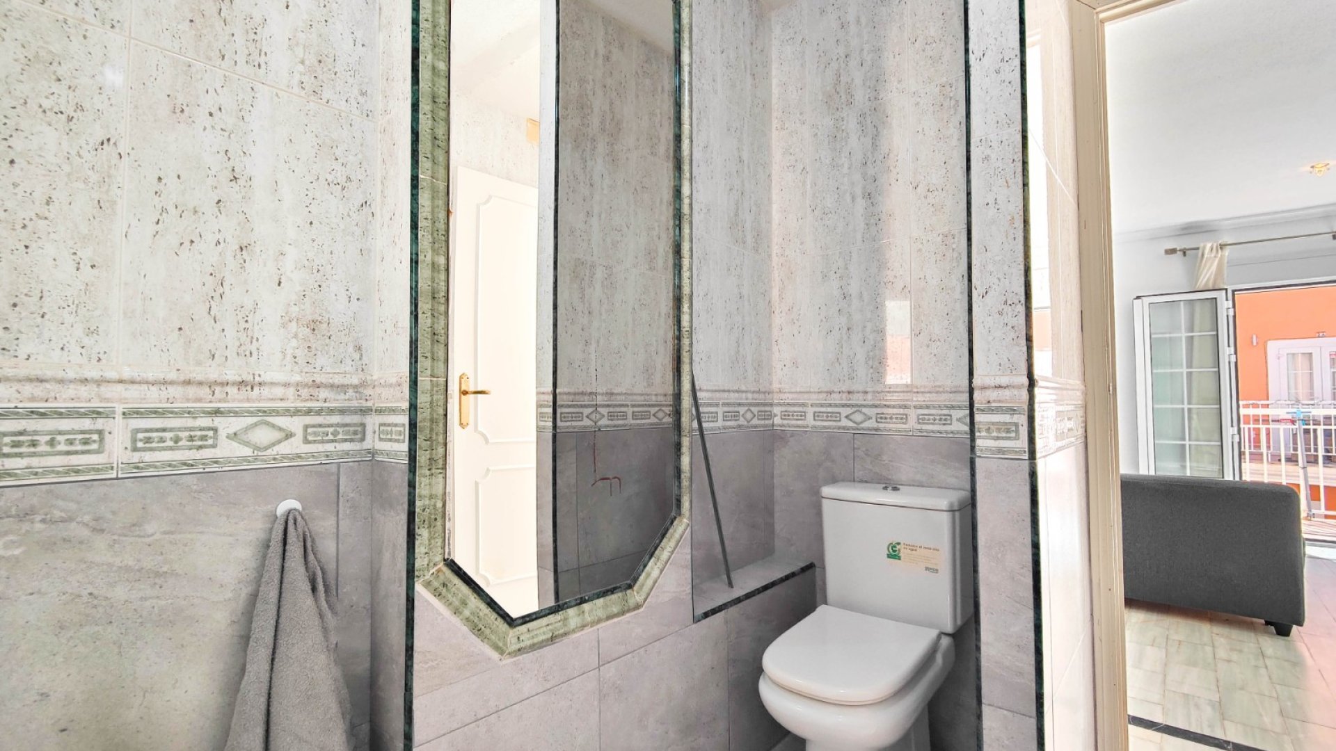 Resale - Apartments -
Torrevieja - La Mata