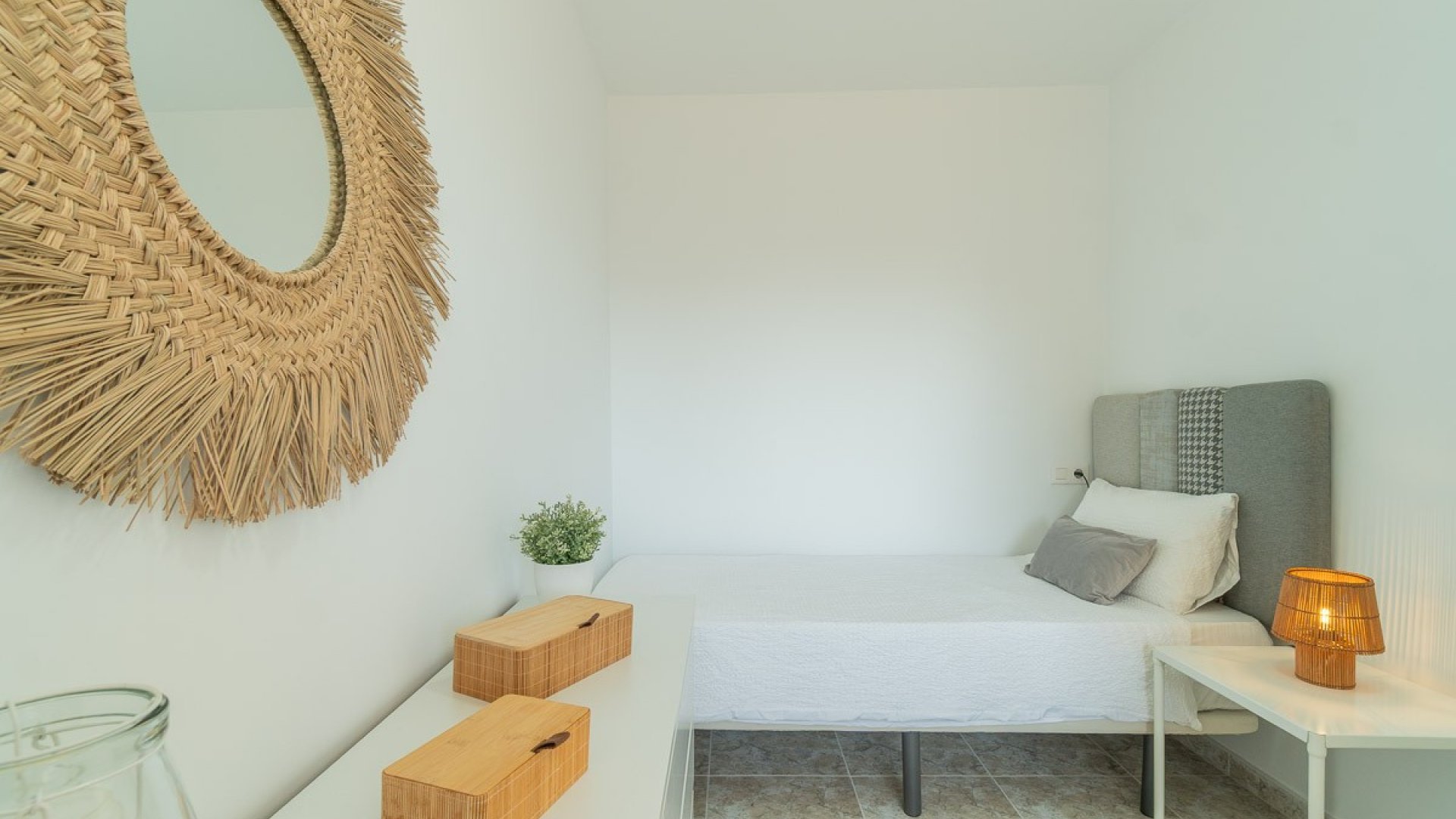 Resale - Apartments -
Torrevieja - La Mata
