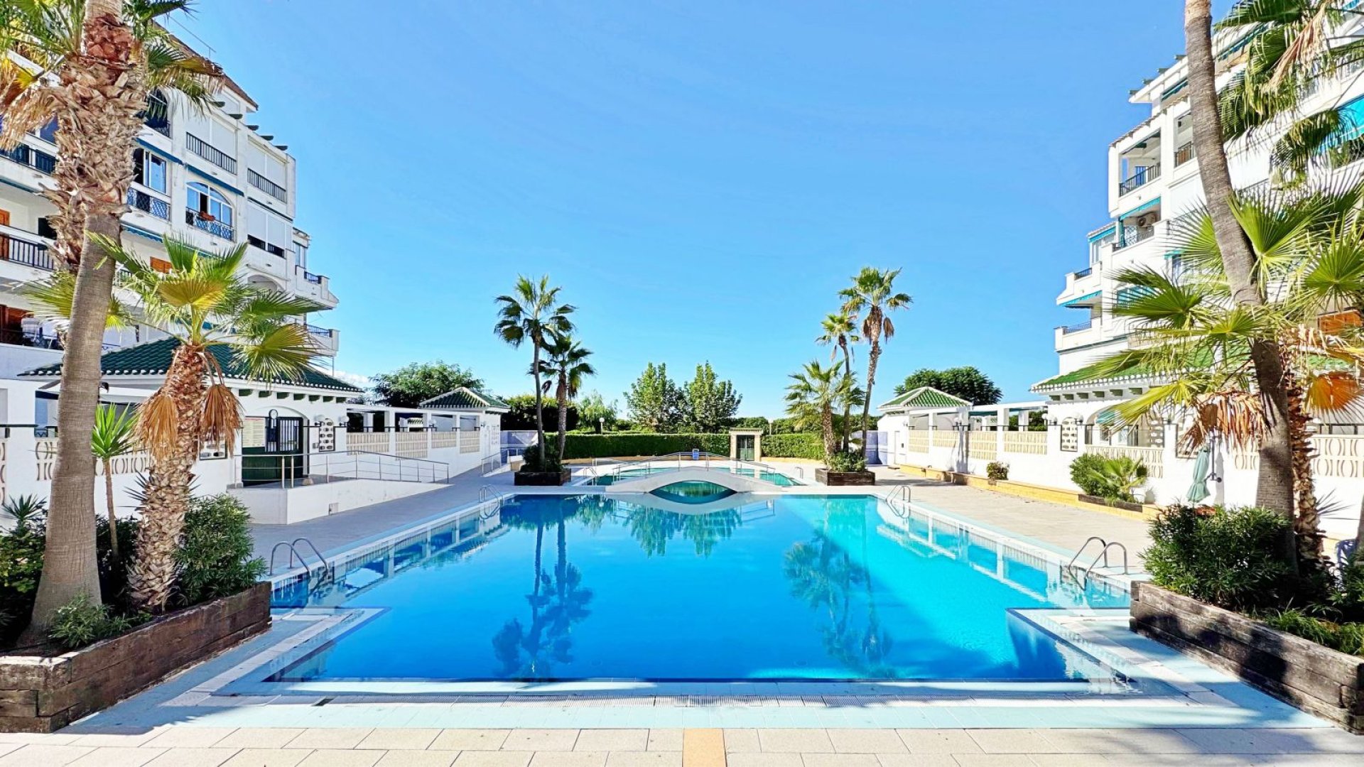Resale - Apartments -
Torrevieja - La Mata