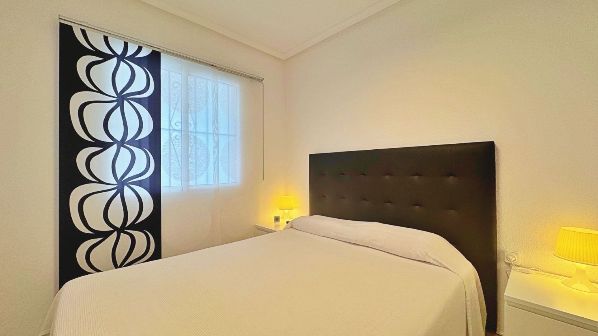 Resale - Apartments -
Torrevieja - La Mata