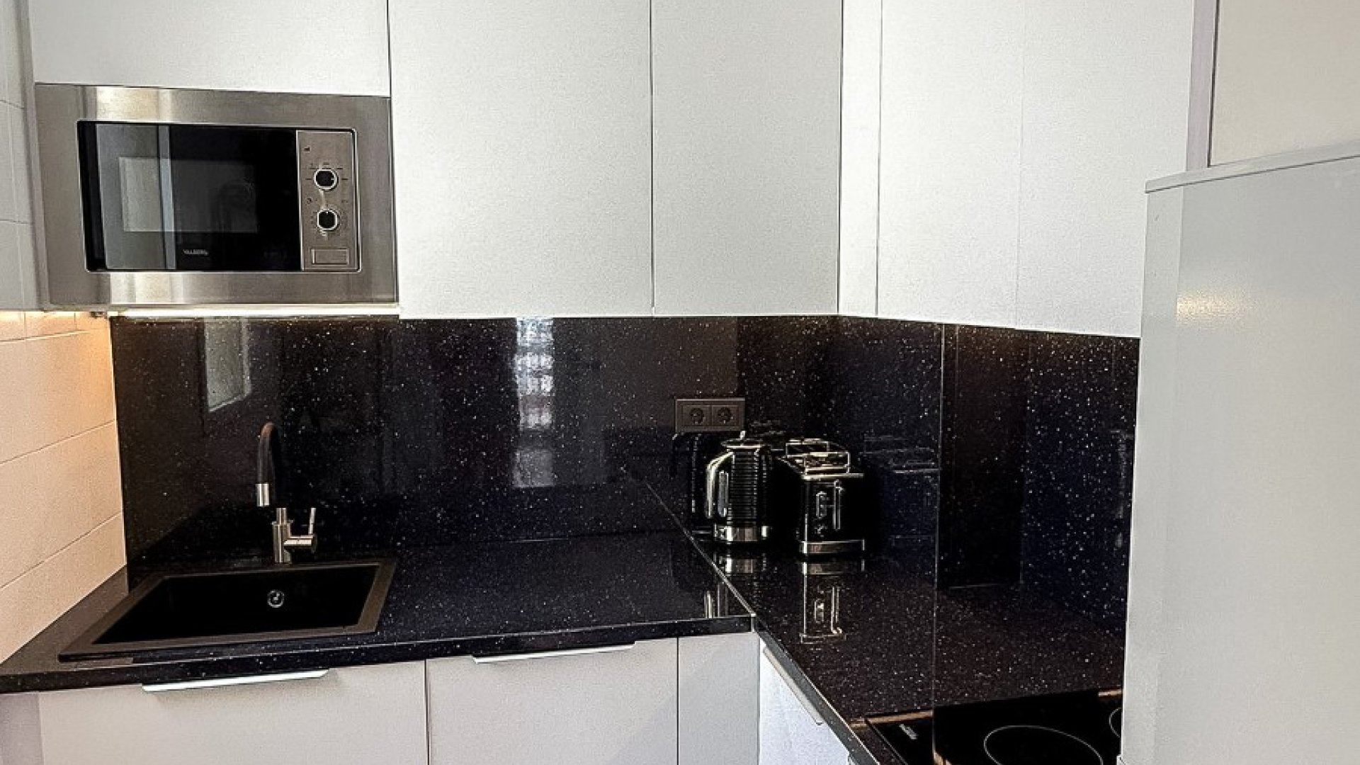 Resale - Apartments -
Torrevieja - La Mata