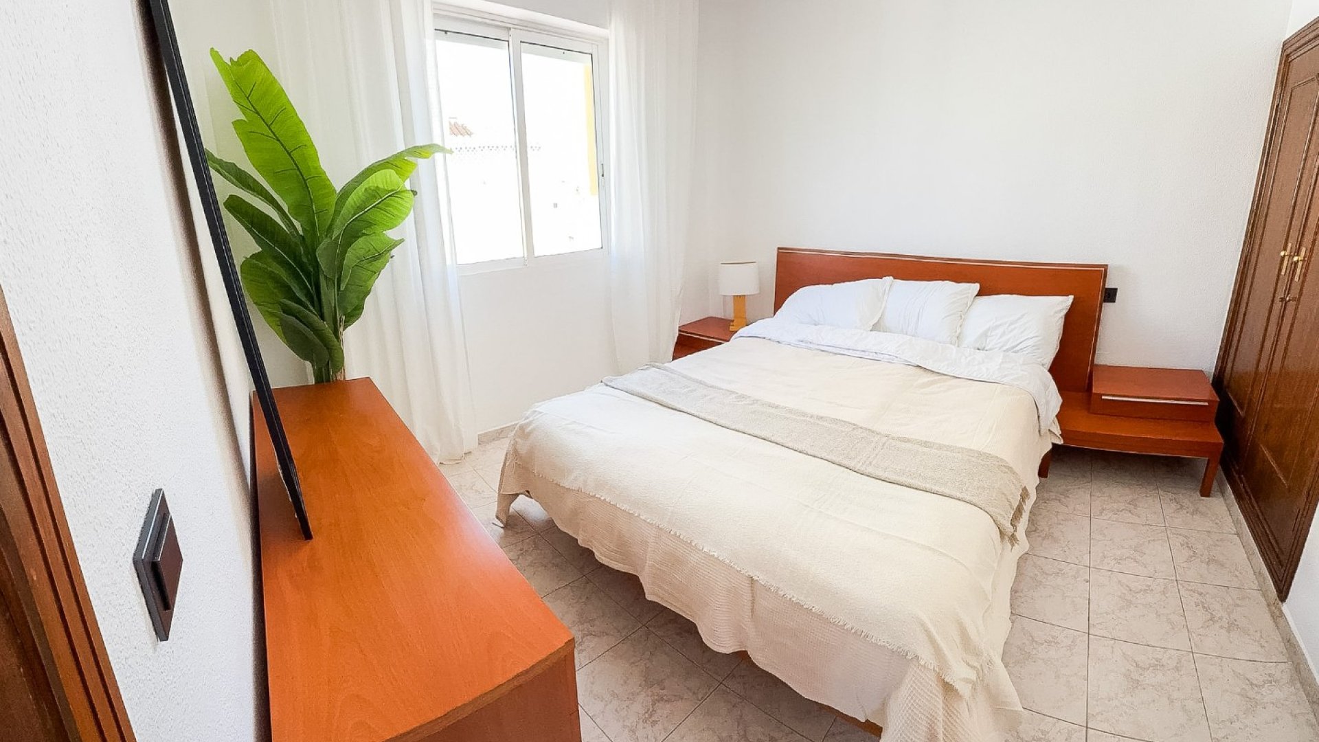 Resale - Apartments -
Torrevieja - La Mata