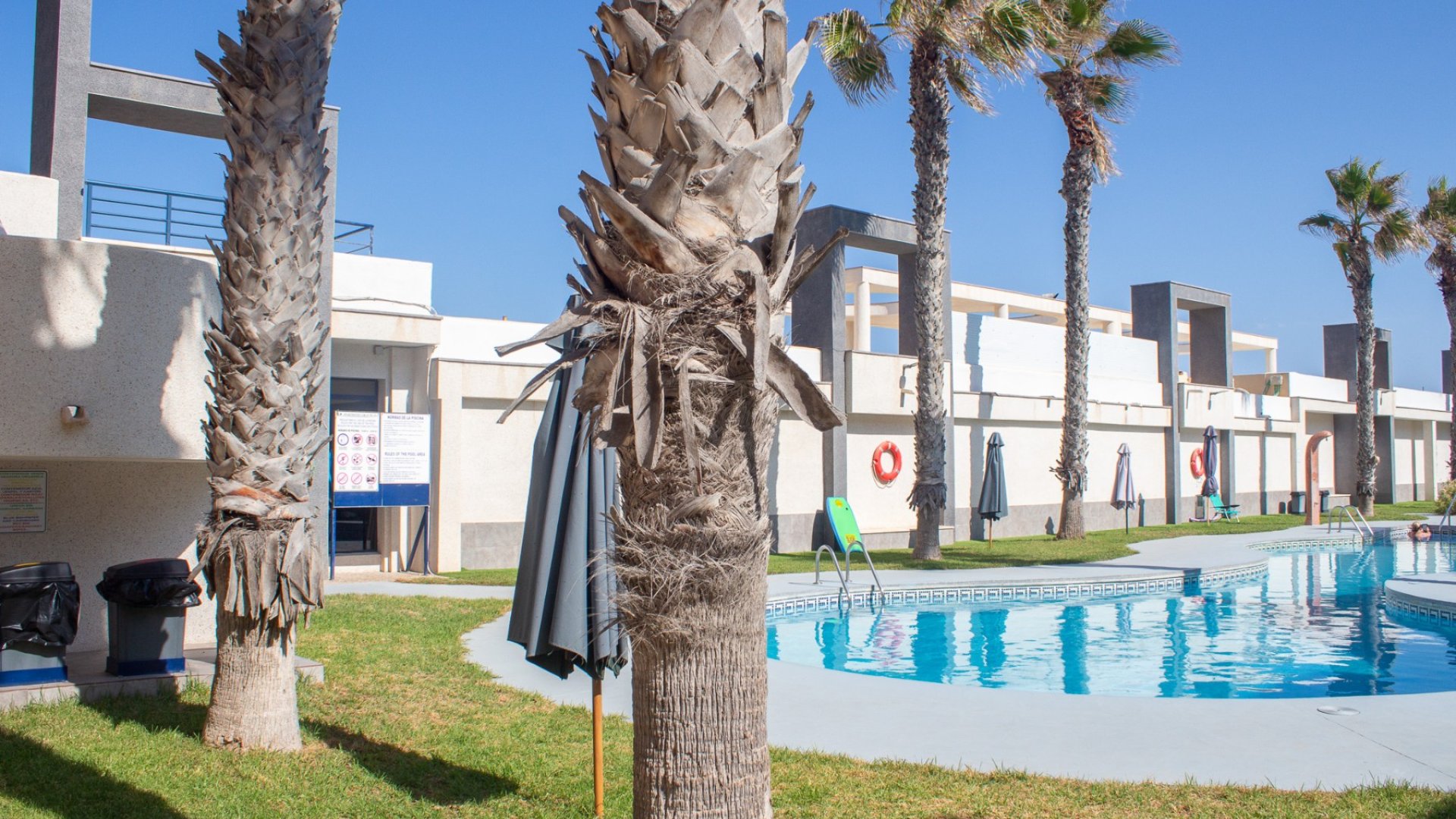 Resale - Apartments -
Torrevieja - La Mata