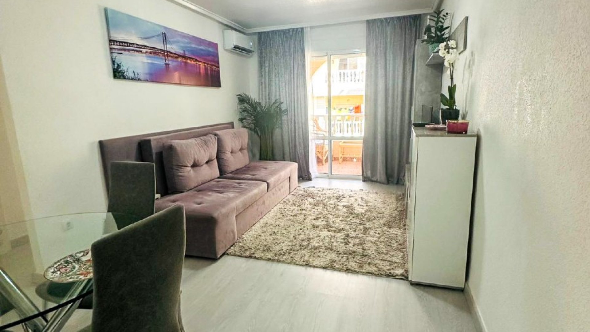 Resale - Apartments -
Torrevieja - Parque de las Naciones