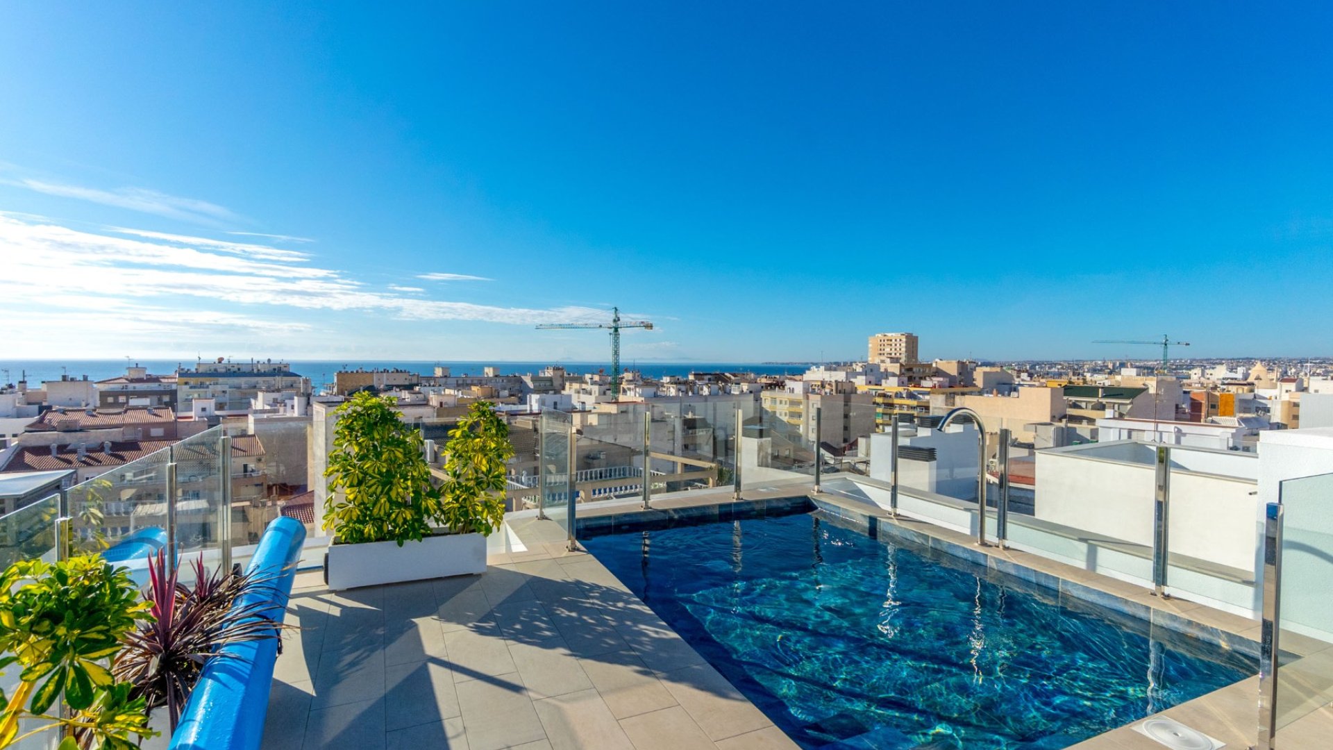 Resale - Apartments -
Torrevieja - Playa de El Cura