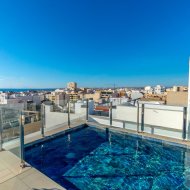 Resale - Apartments -
Torrevieja - Playa de El Cura