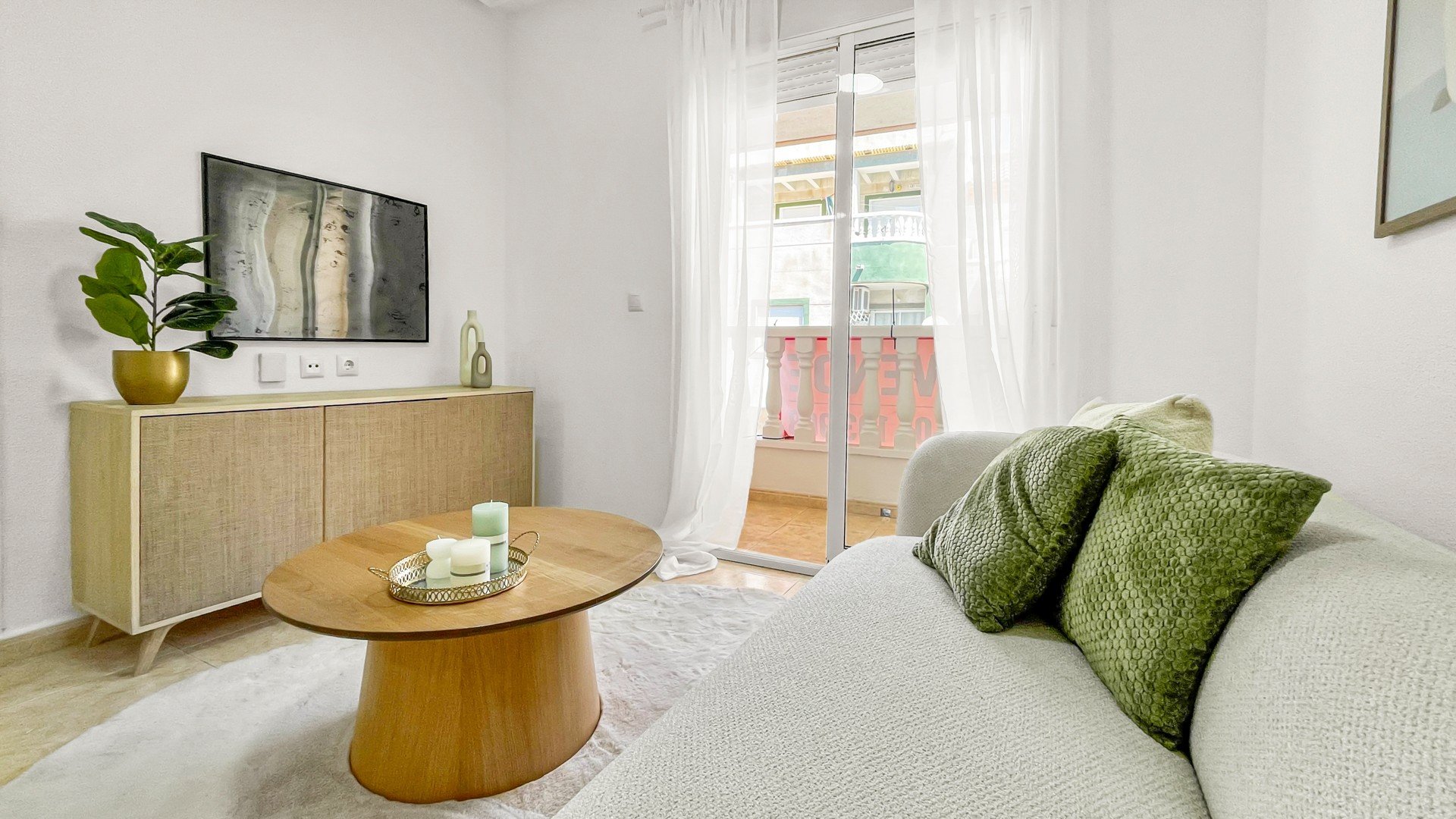 Resale - Apartments -
Torrevieja - Playa de los Locos