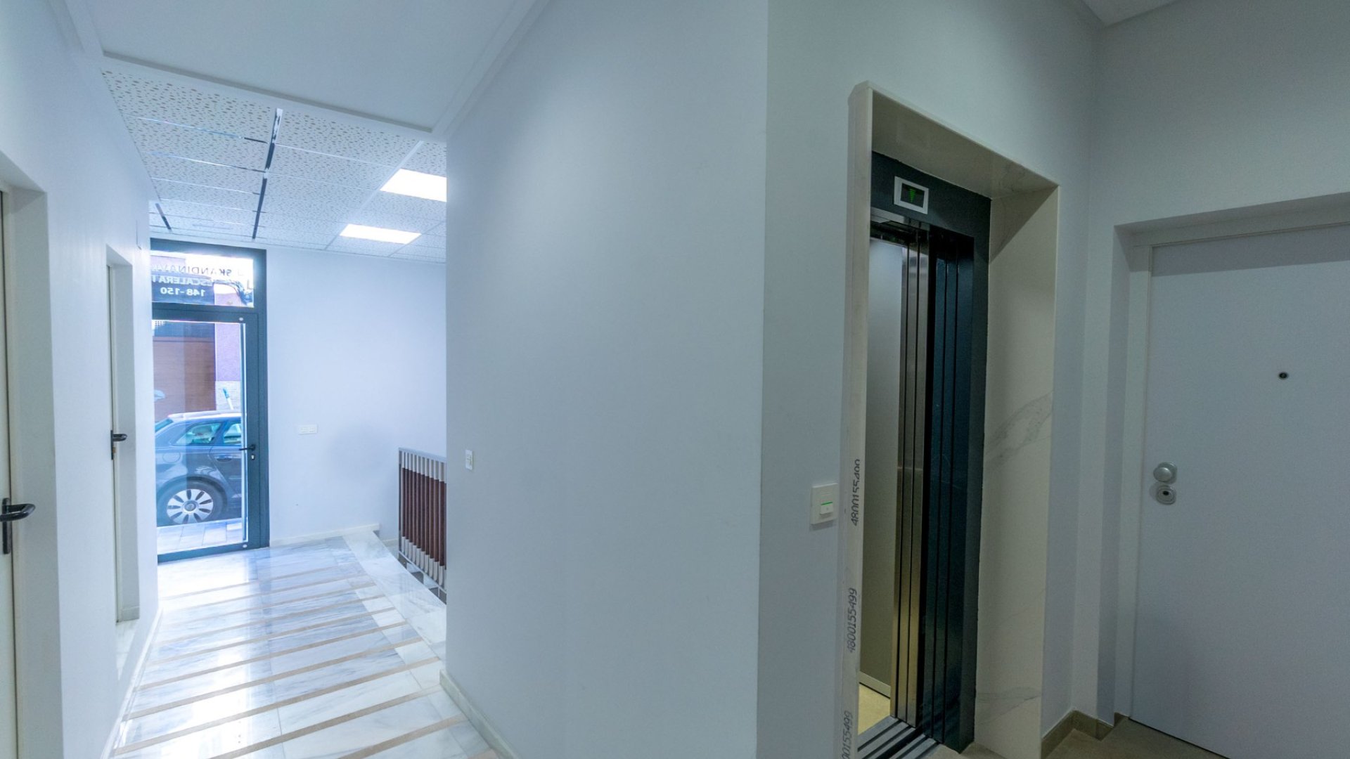 Resale - Apartments -
Torrevieja - Playa del Cura