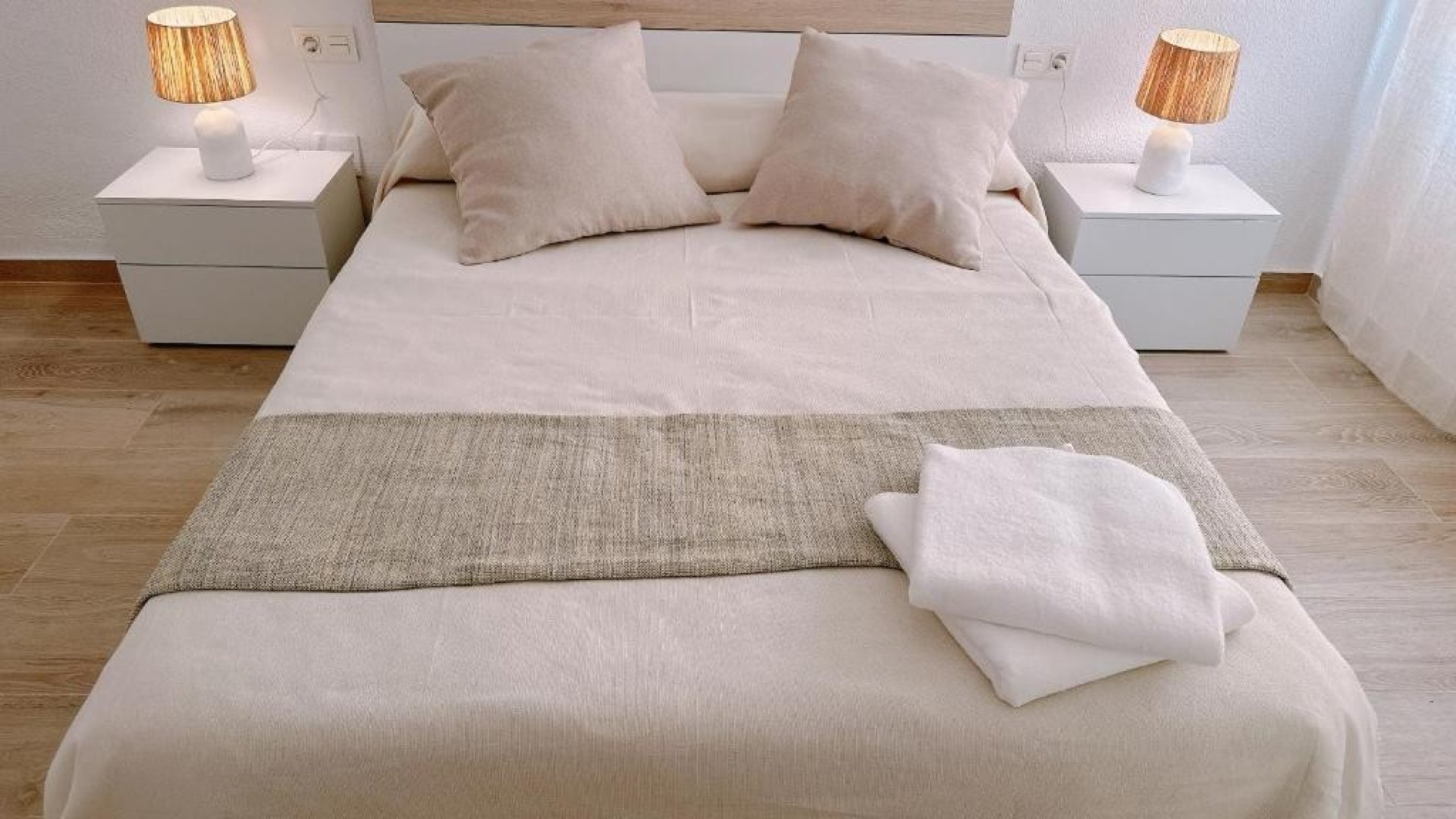 Resale - Apartments -
Torrevieja - Playa del Cura