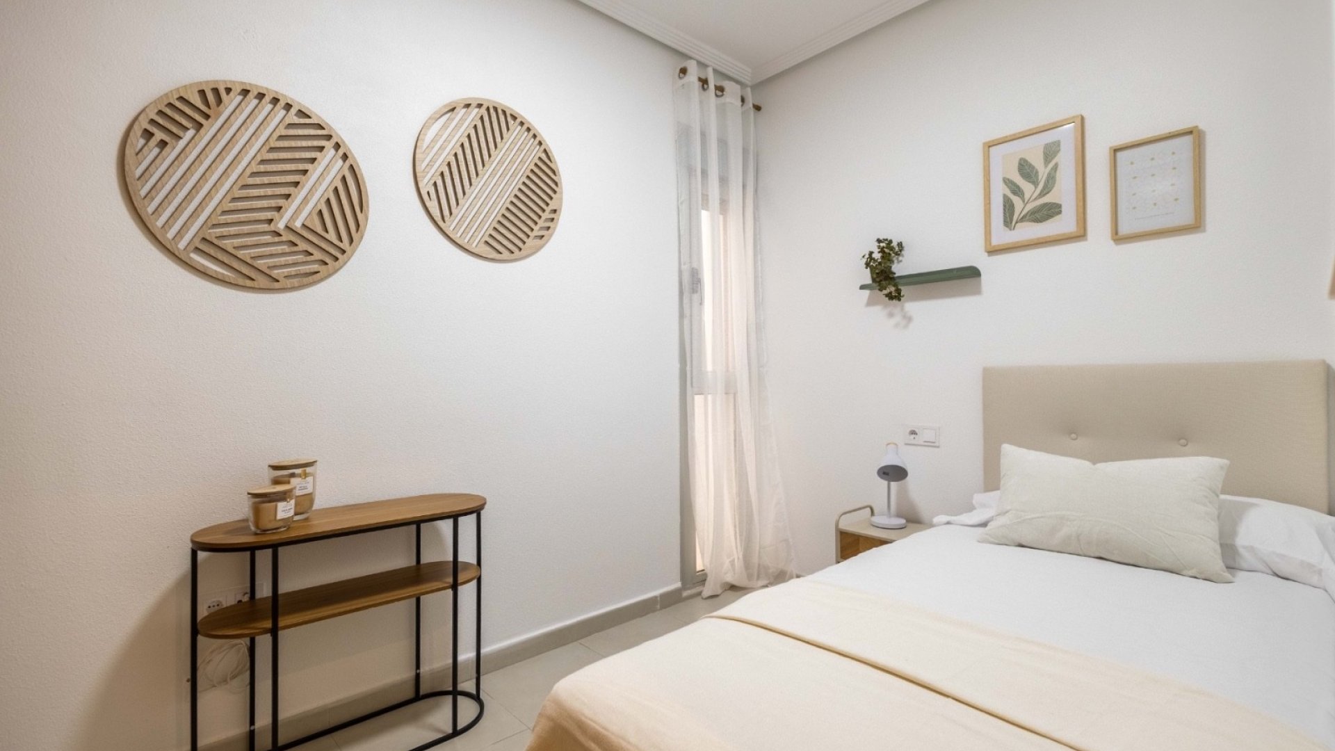 Resale - Apartments -
Torrevieja - Playa del Cura