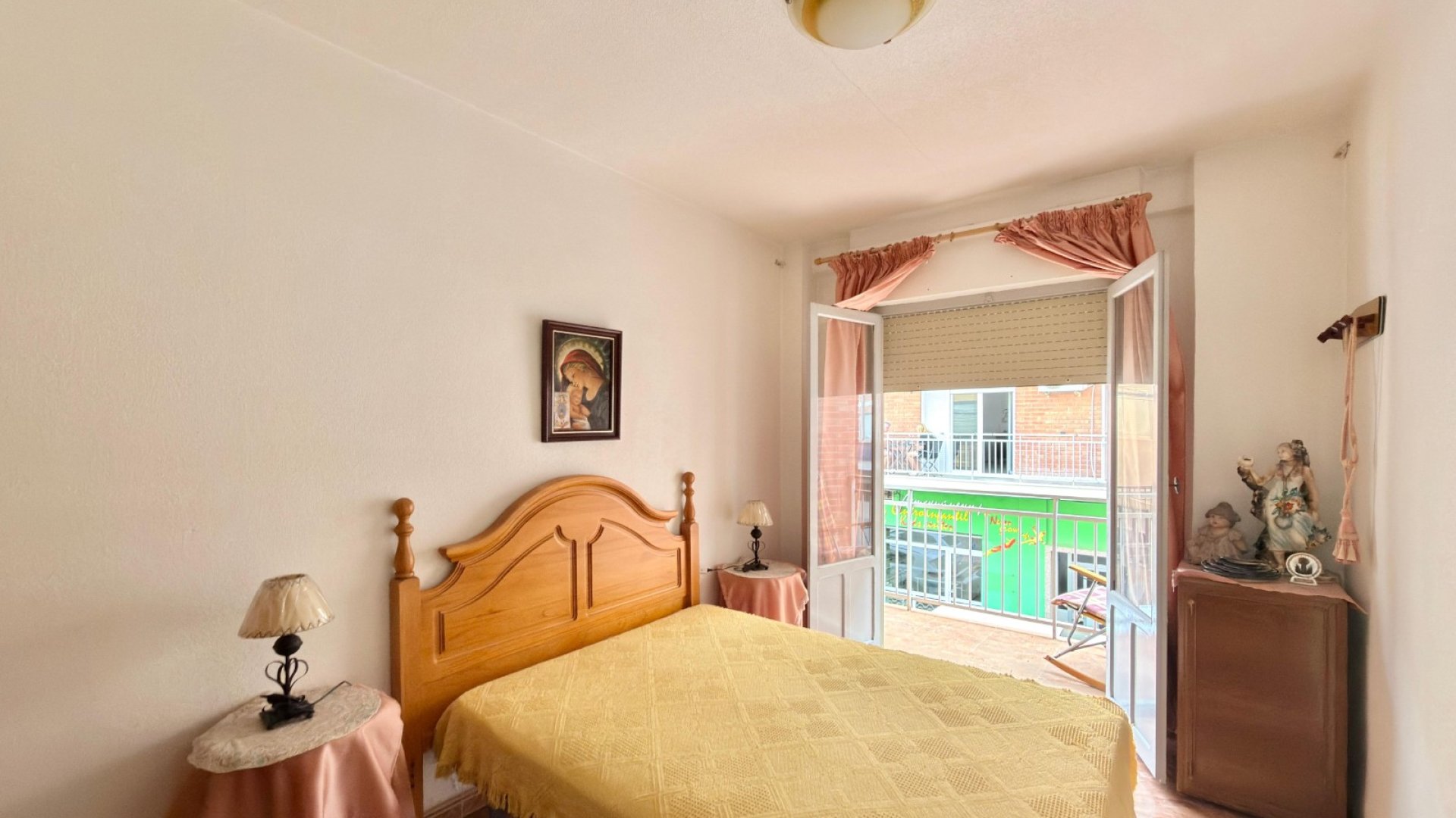 Resale - Apartments -
Torrevieja - Playa del Cura