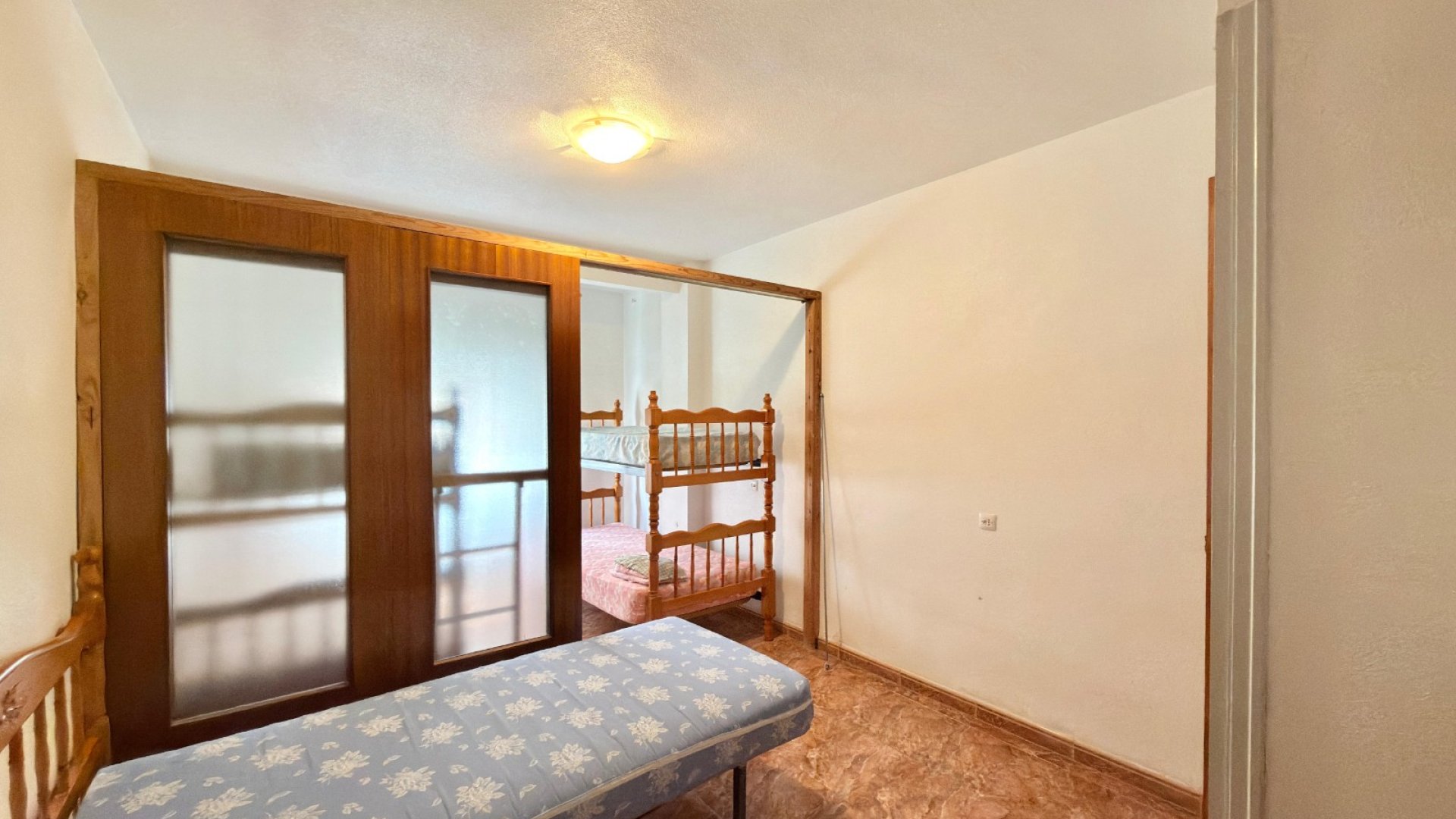Resale - Apartments -
Torrevieja - Playa del Cura