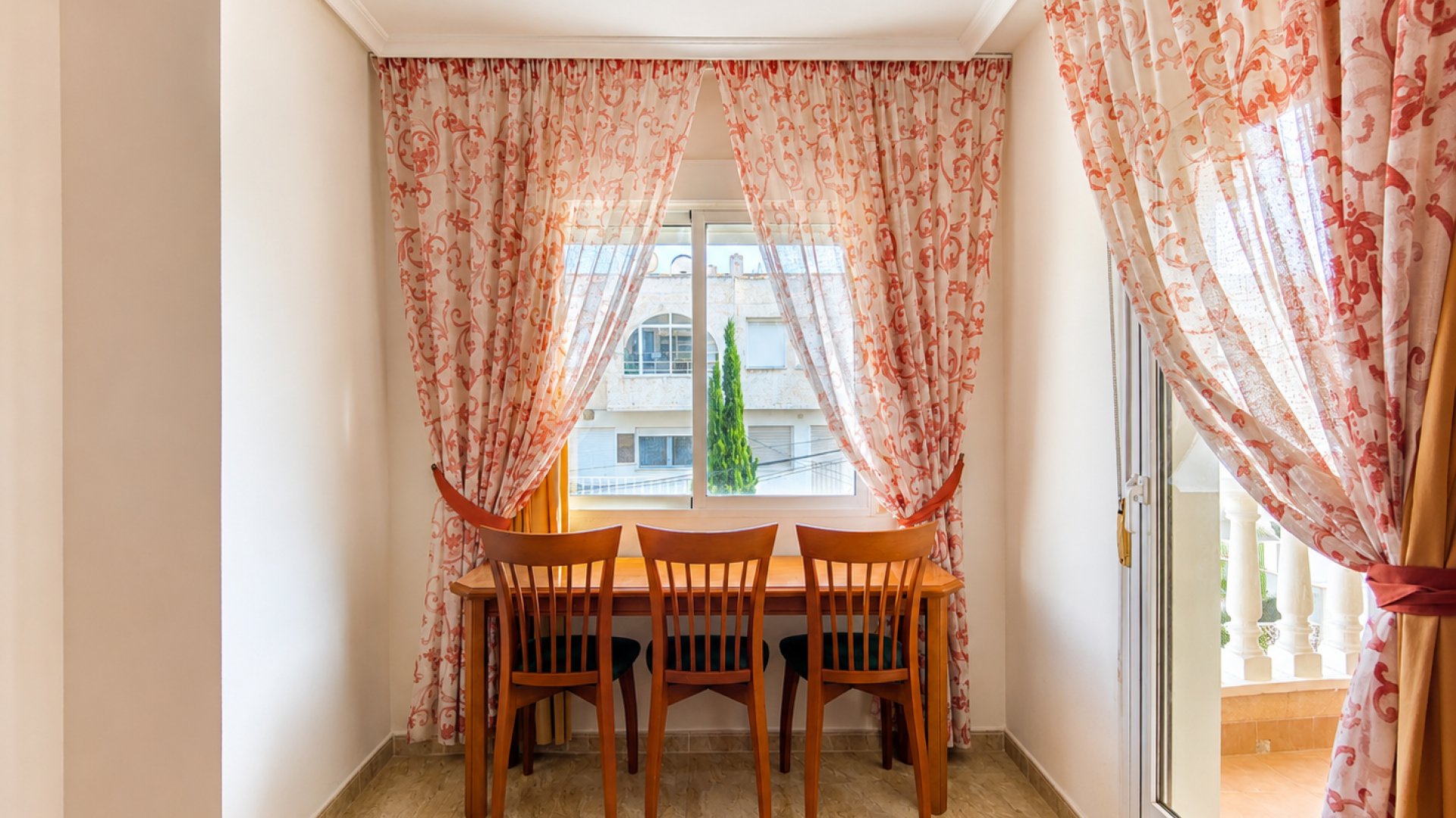 Resale - Apartments -
Torrevieja - Playa del Cura