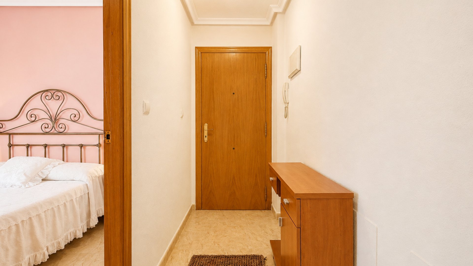 Resale - Apartments -
Torrevieja - Playa del Cura