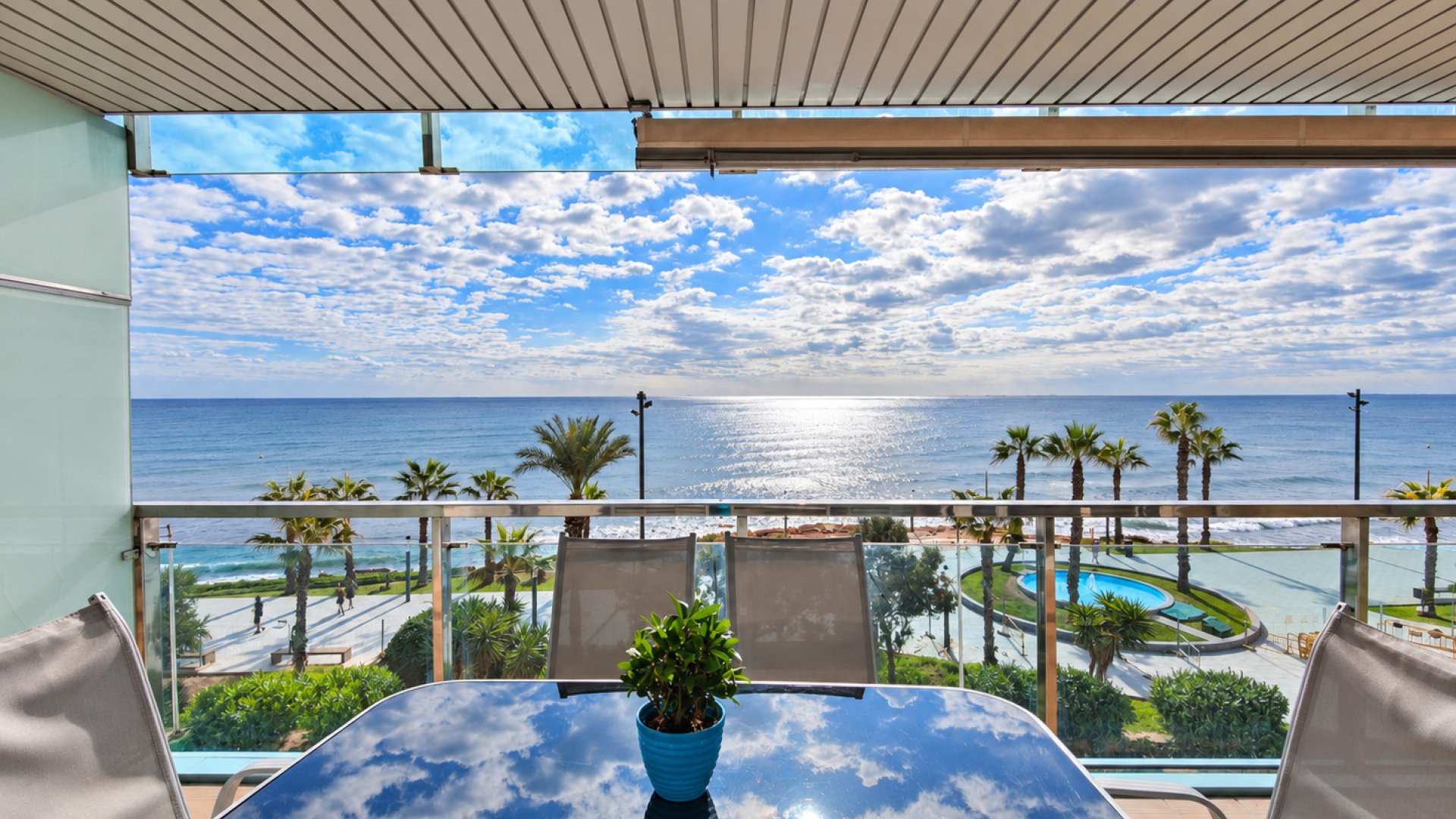 Resale - Apartments -
Torrevieja - Playa del Cura