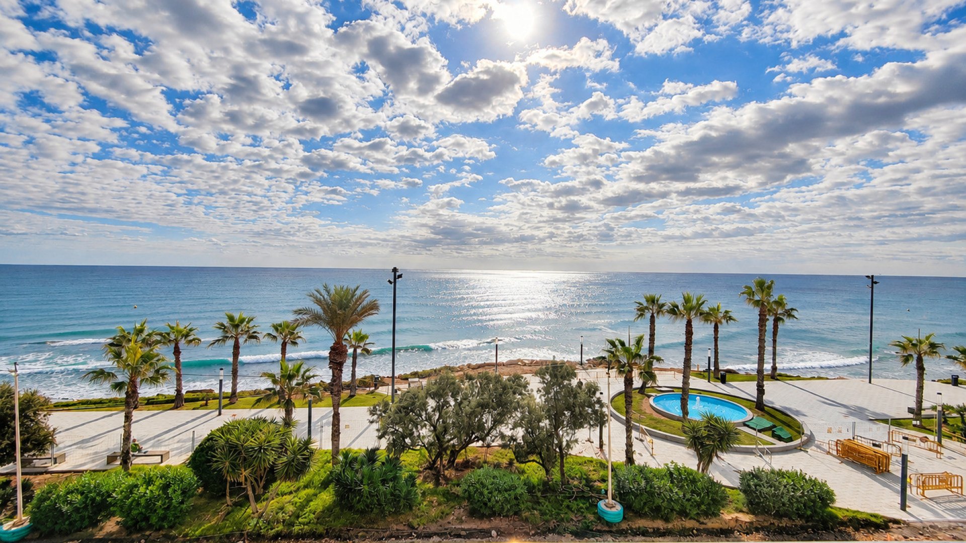 Resale - Apartments -
Torrevieja - Playa del Cura