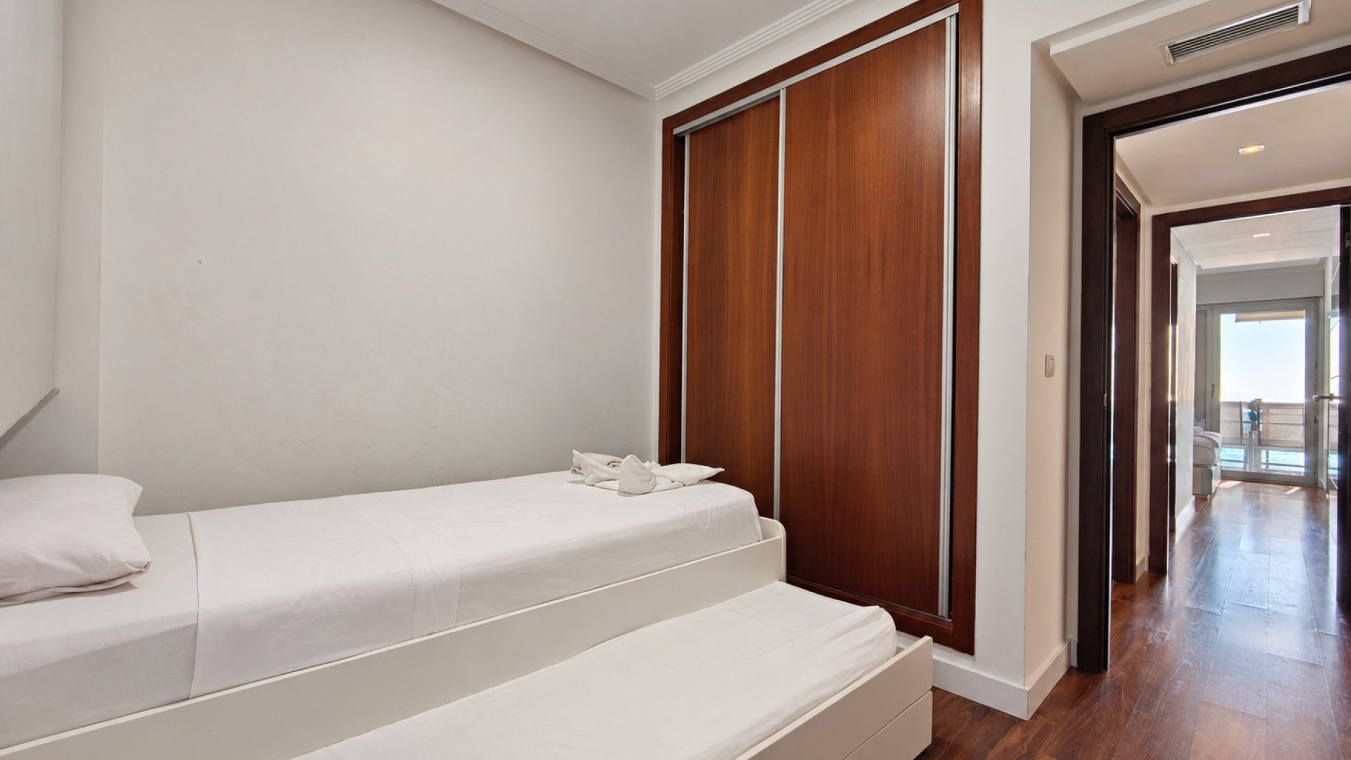 Resale - Apartments -
Torrevieja - Playa del Cura