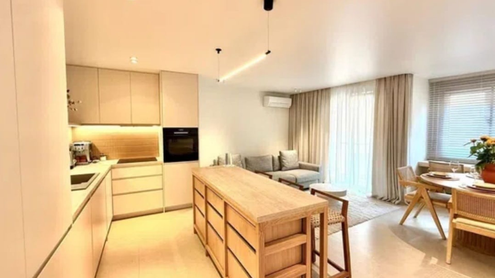 Resale - Apartments -
Torrevieja - Playa del Cura