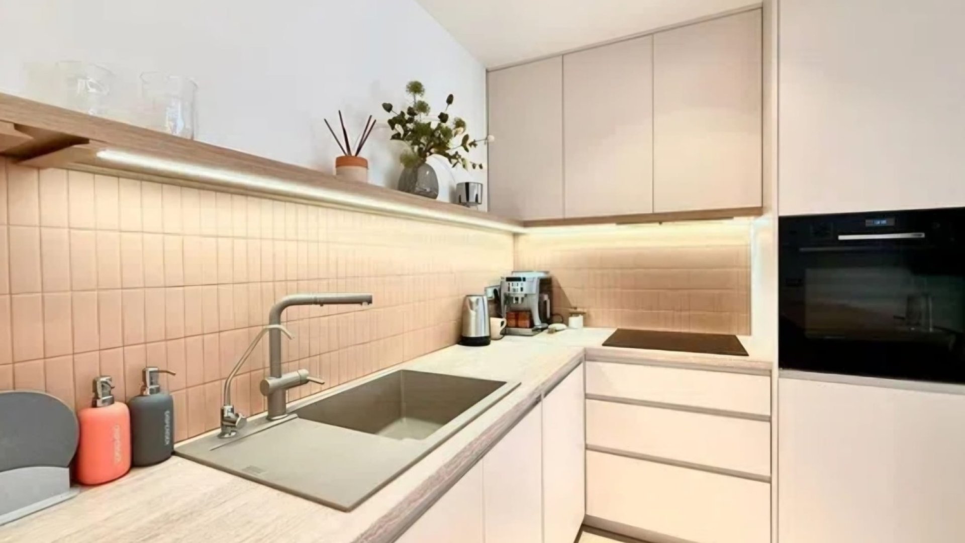 Resale - Apartments -
Torrevieja - Playa del Cura