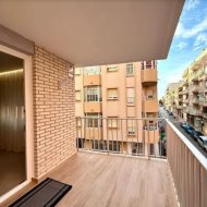 Resale - Apartments -
Torrevieja - Playa del Cura
