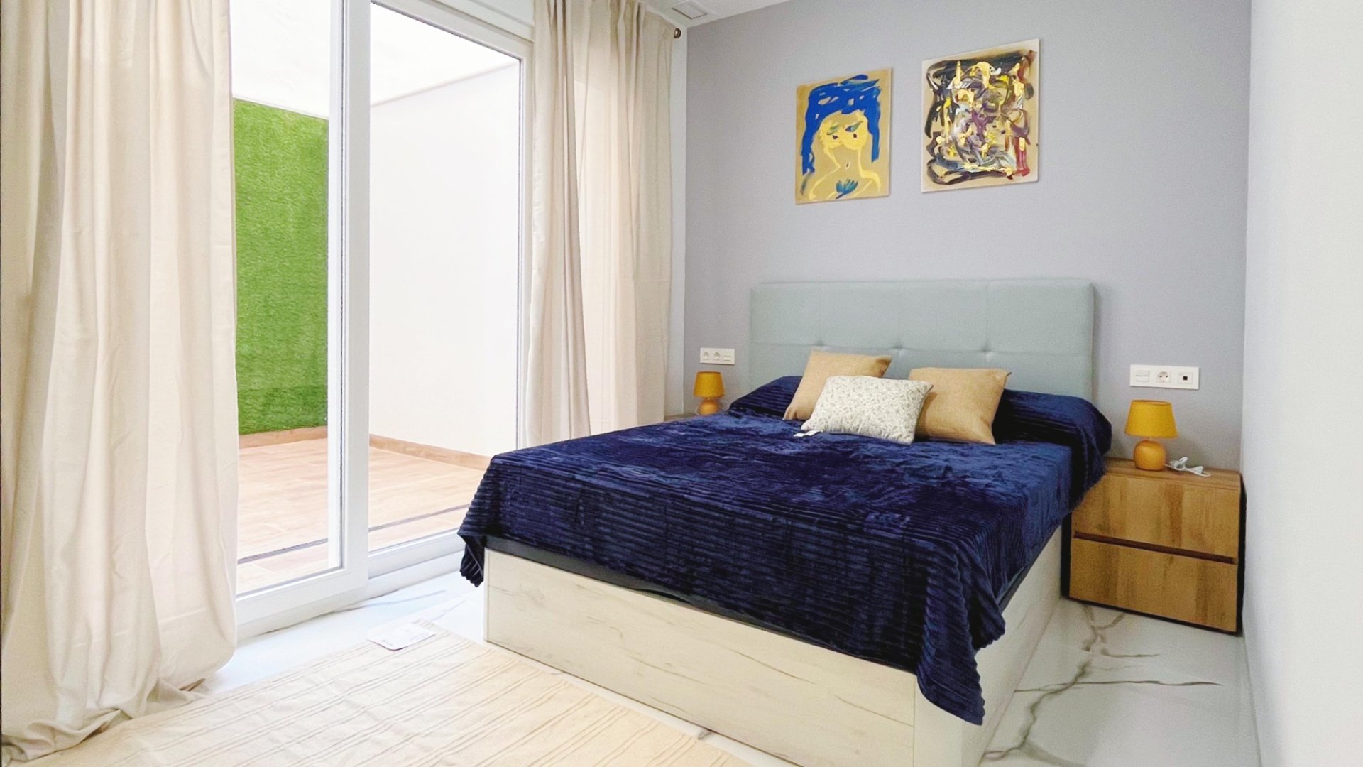 Resale - Apartments -
Torrevieja - Playa del Cura