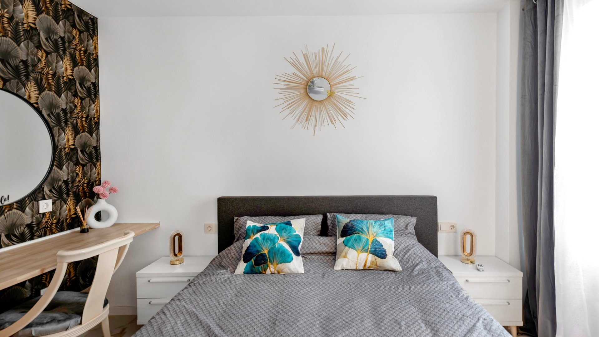 Resale - Apartments -
Torrevieja - Playa del Cura