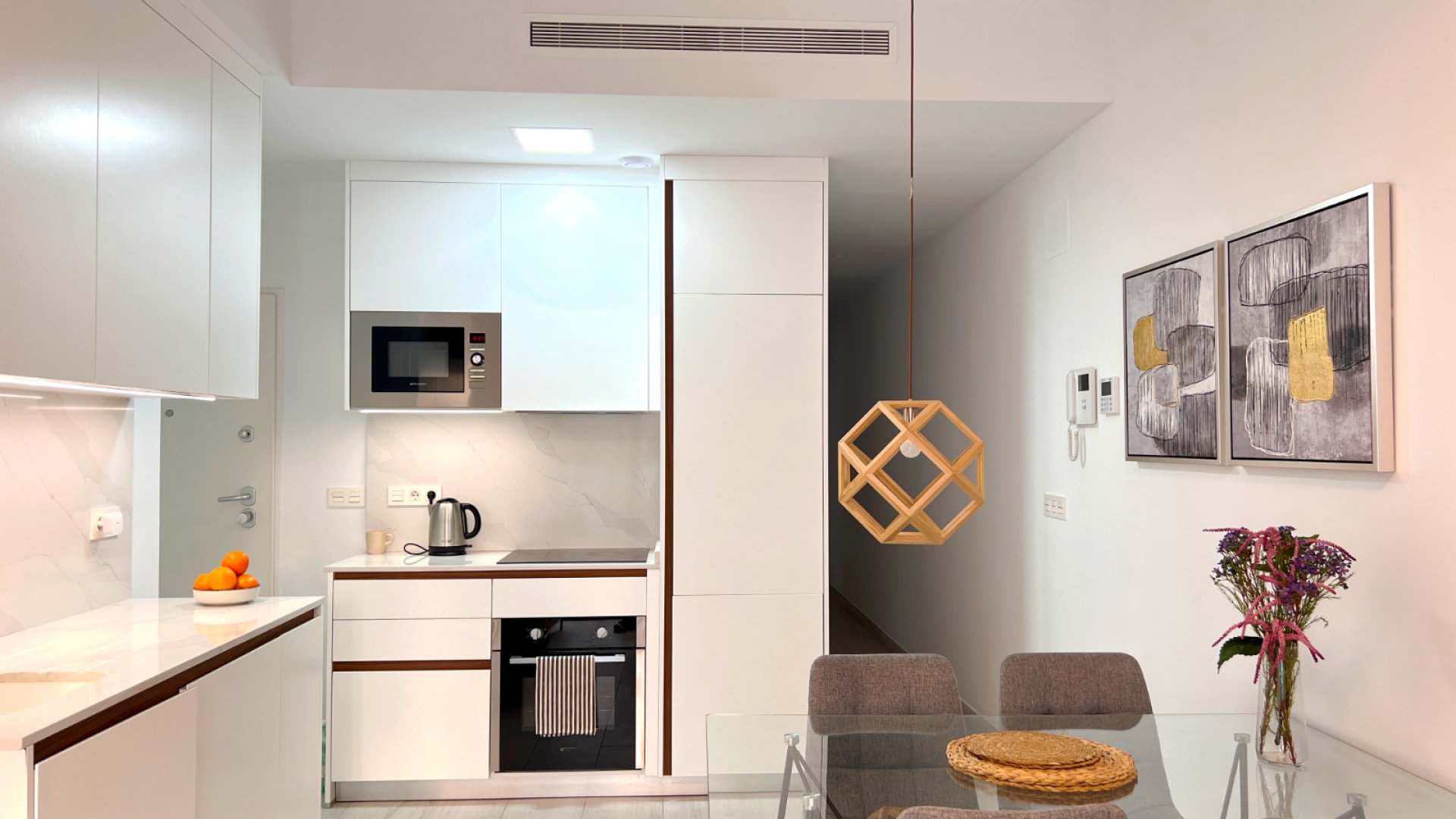 Resale - Apartments -
Torrevieja - Playa del Cura