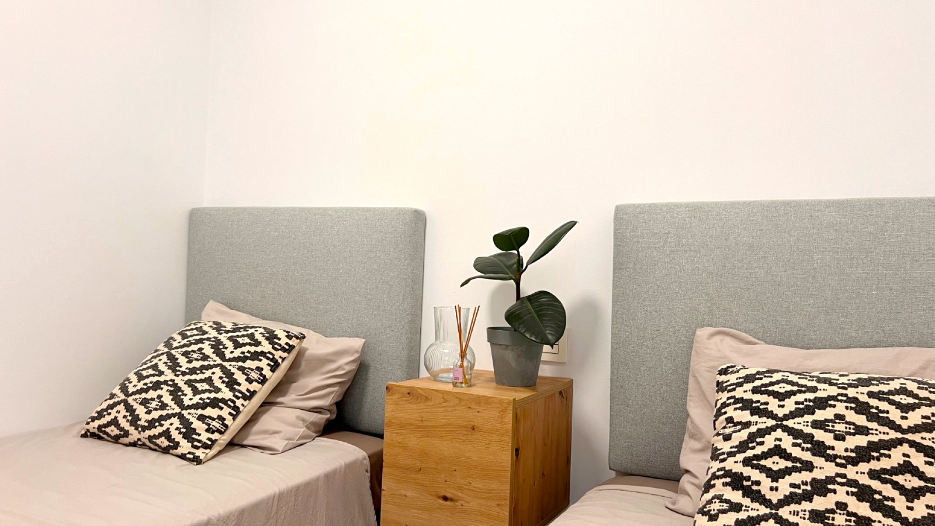 Resale - Apartments -
Torrevieja - Playa del Cura