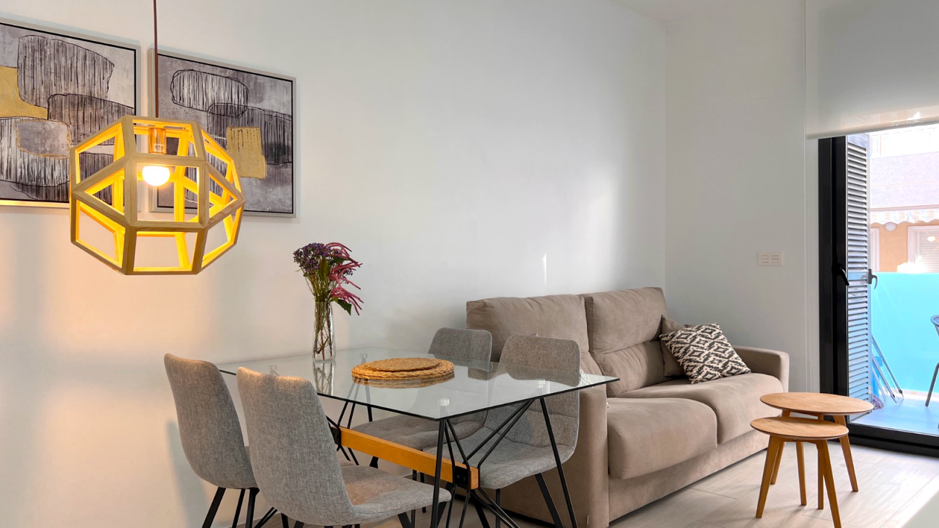 Resale - Apartments -
Torrevieja - Playa del Cura