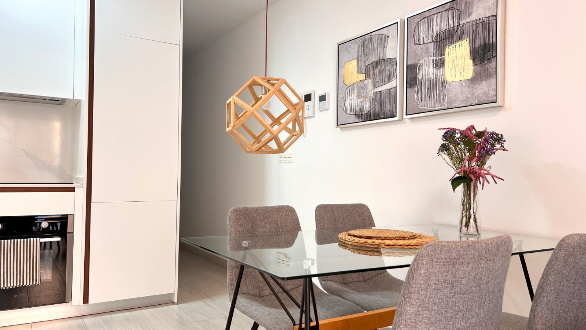 Resale - Apartments -
Torrevieja - Playa del Cura