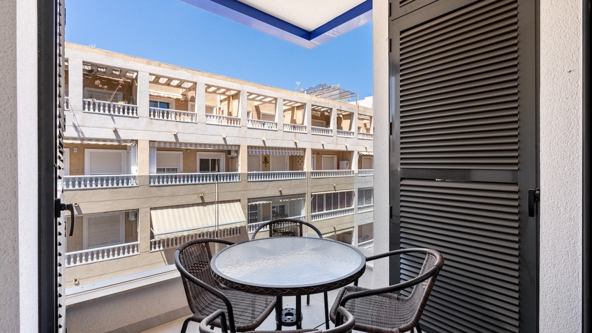 Resale - Apartments -
Torrevieja - Playa del Cura