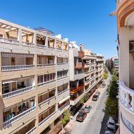 Resale - Apartments -
Torrevieja - Playa del Cura